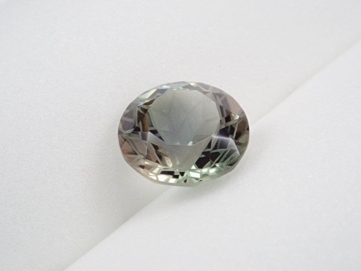 【ダンデライオンカット】グリーン・オレゴンサンストーン8mm ルース(5枚花びら) - カラッツSTORE