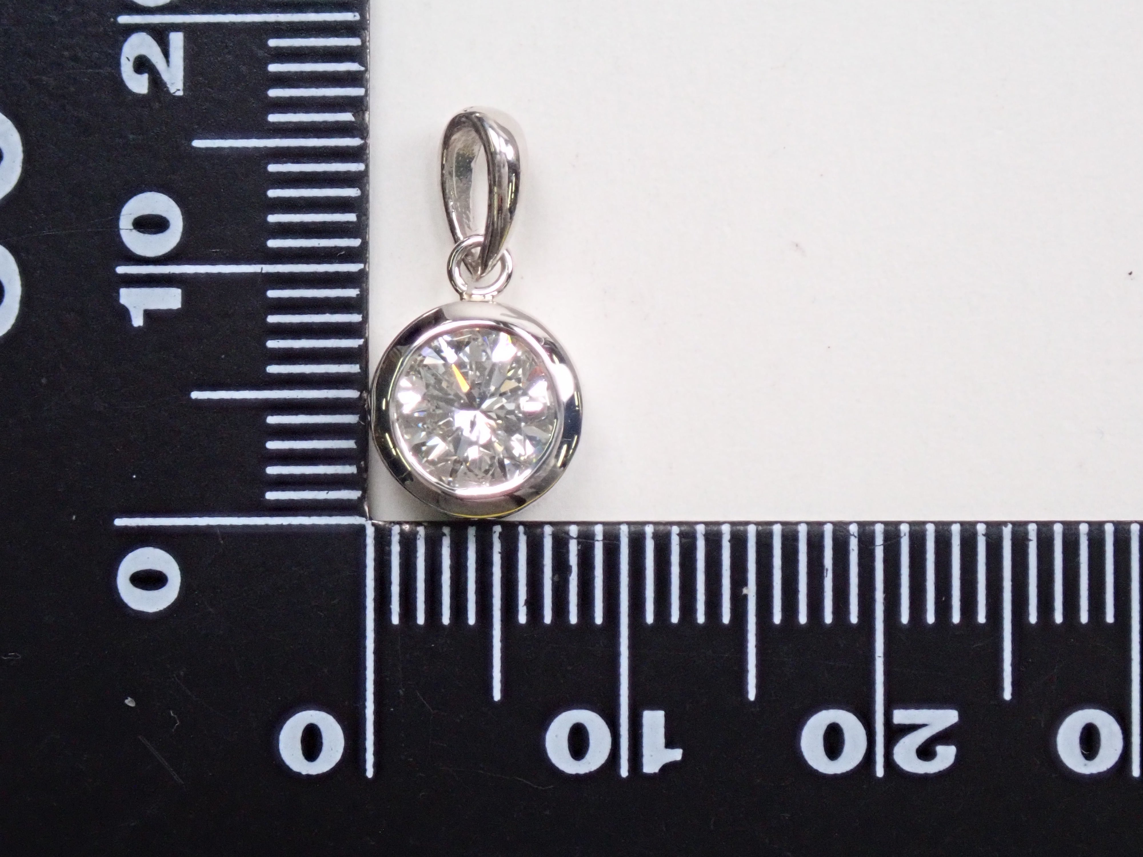 【21601812掲載】【カラフリ】Pt900ダイヤモンド1.08ct ペンダントトップ(ネックレストップ)