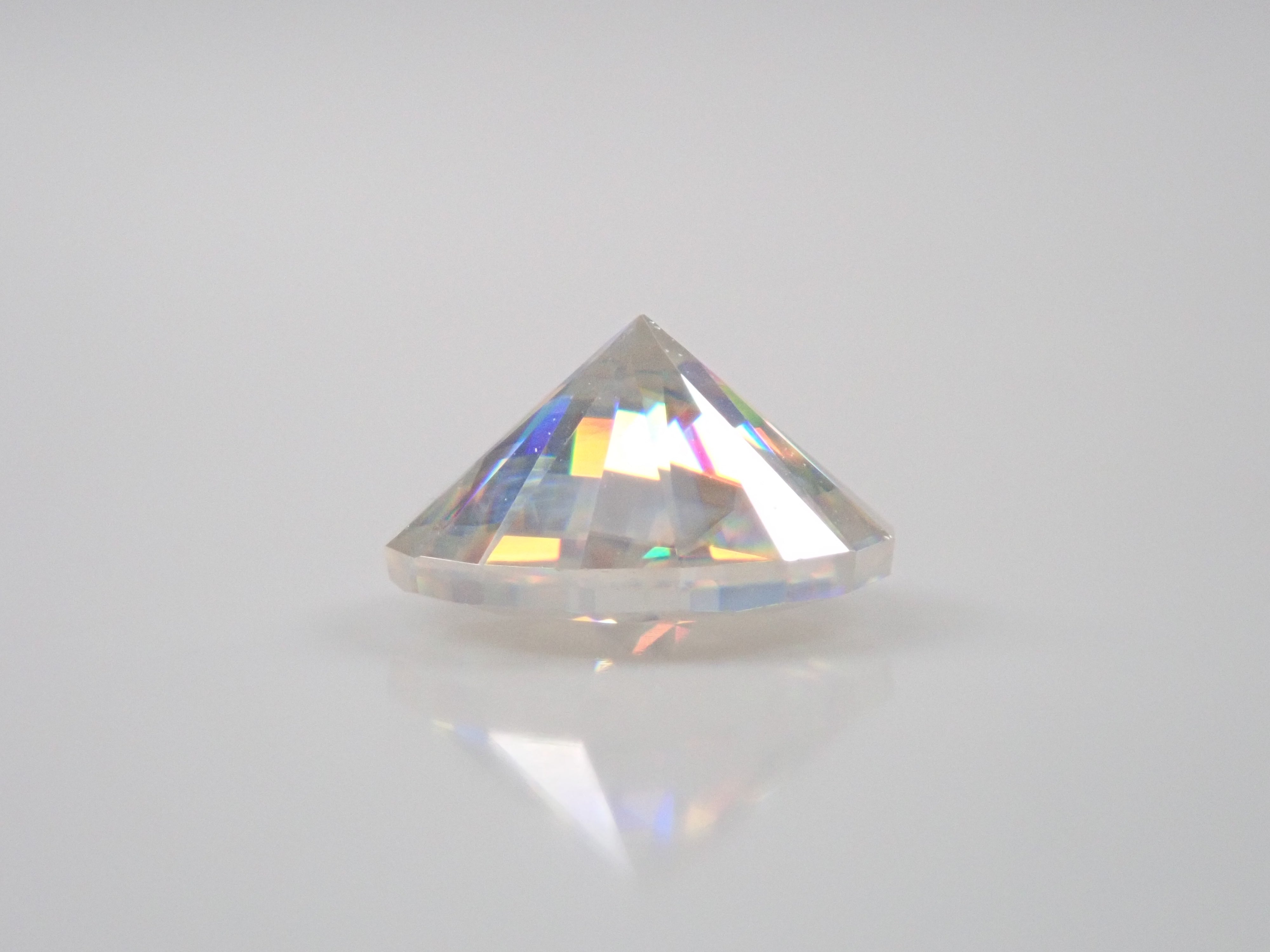 【サンジェ氏】合成ルチル 6.5mm/1.233ctルース