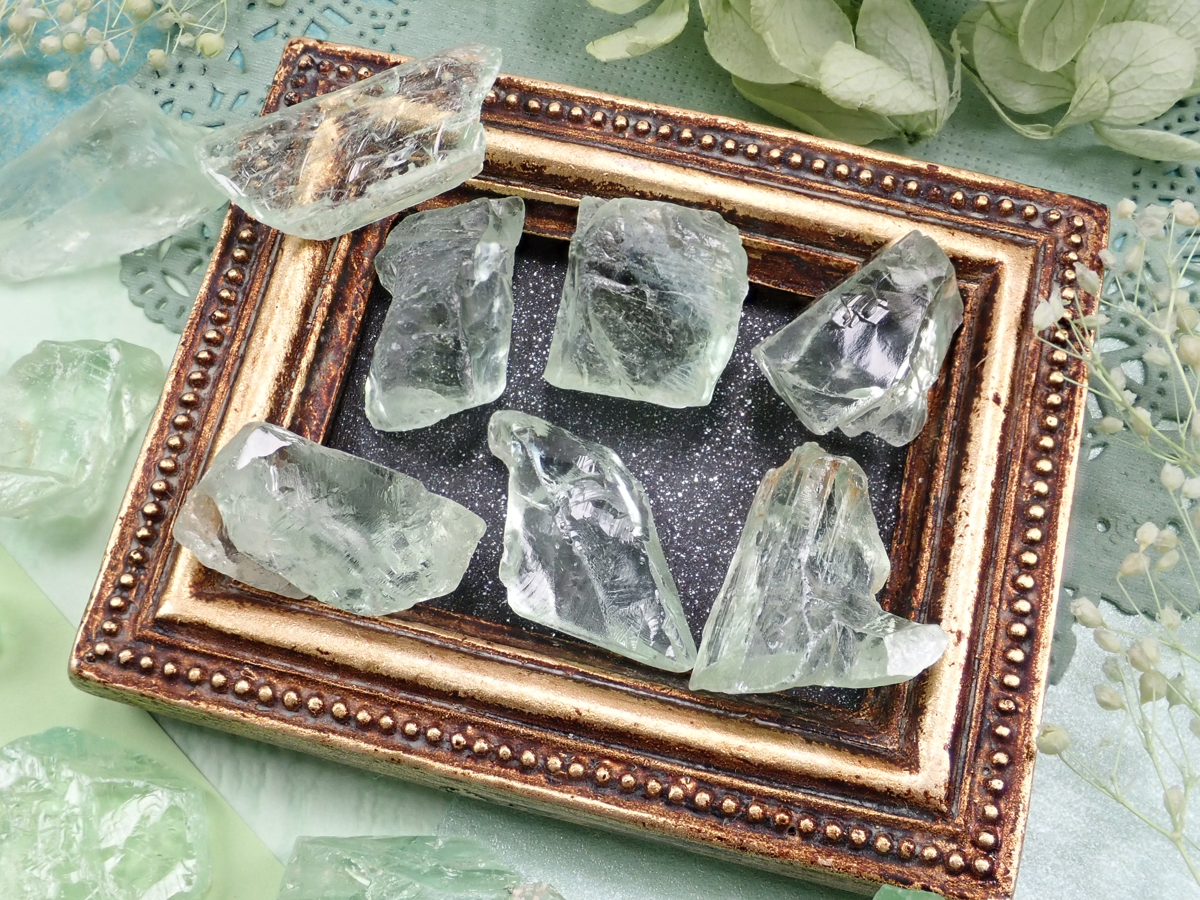 綠色鋰輝石原石1顆(平均15克拉)《可多次購買優惠》