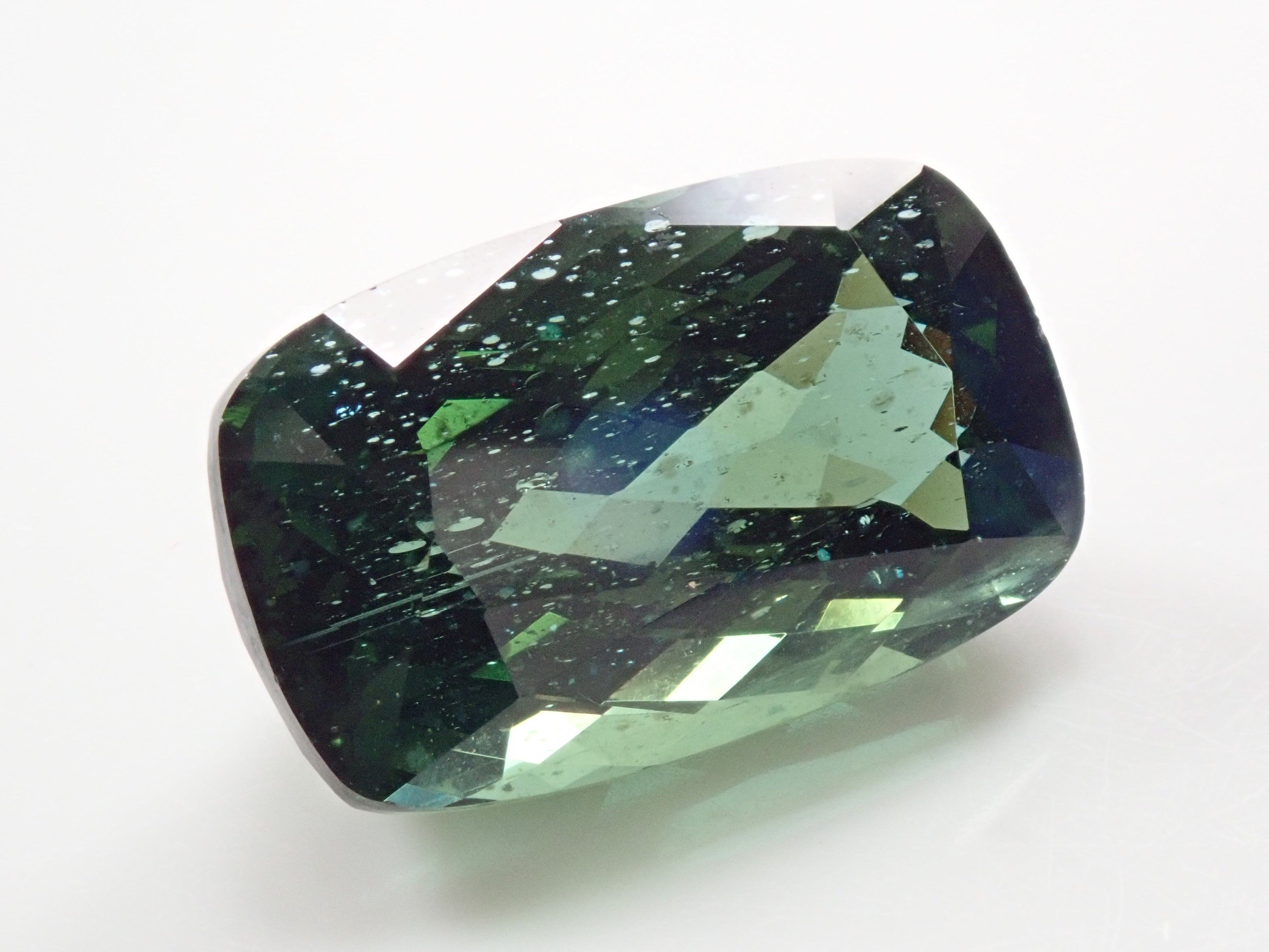 【12541121掲載】アパタイト 19.863ctルース