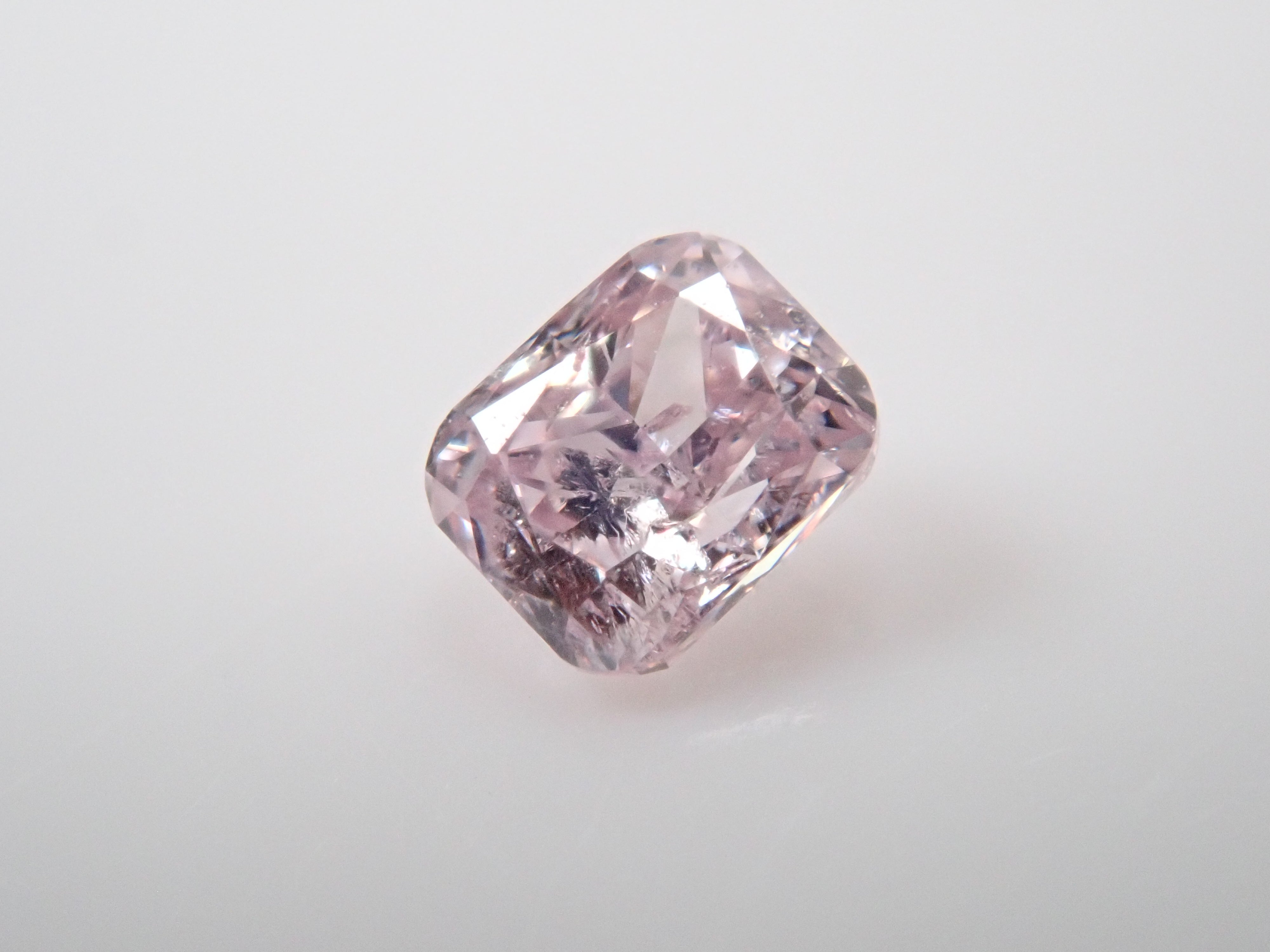 【32501452掲載】ピンクダイヤモンド 0.074ctルース(FANCY LIGHT PURPLISH PINK, I-1)