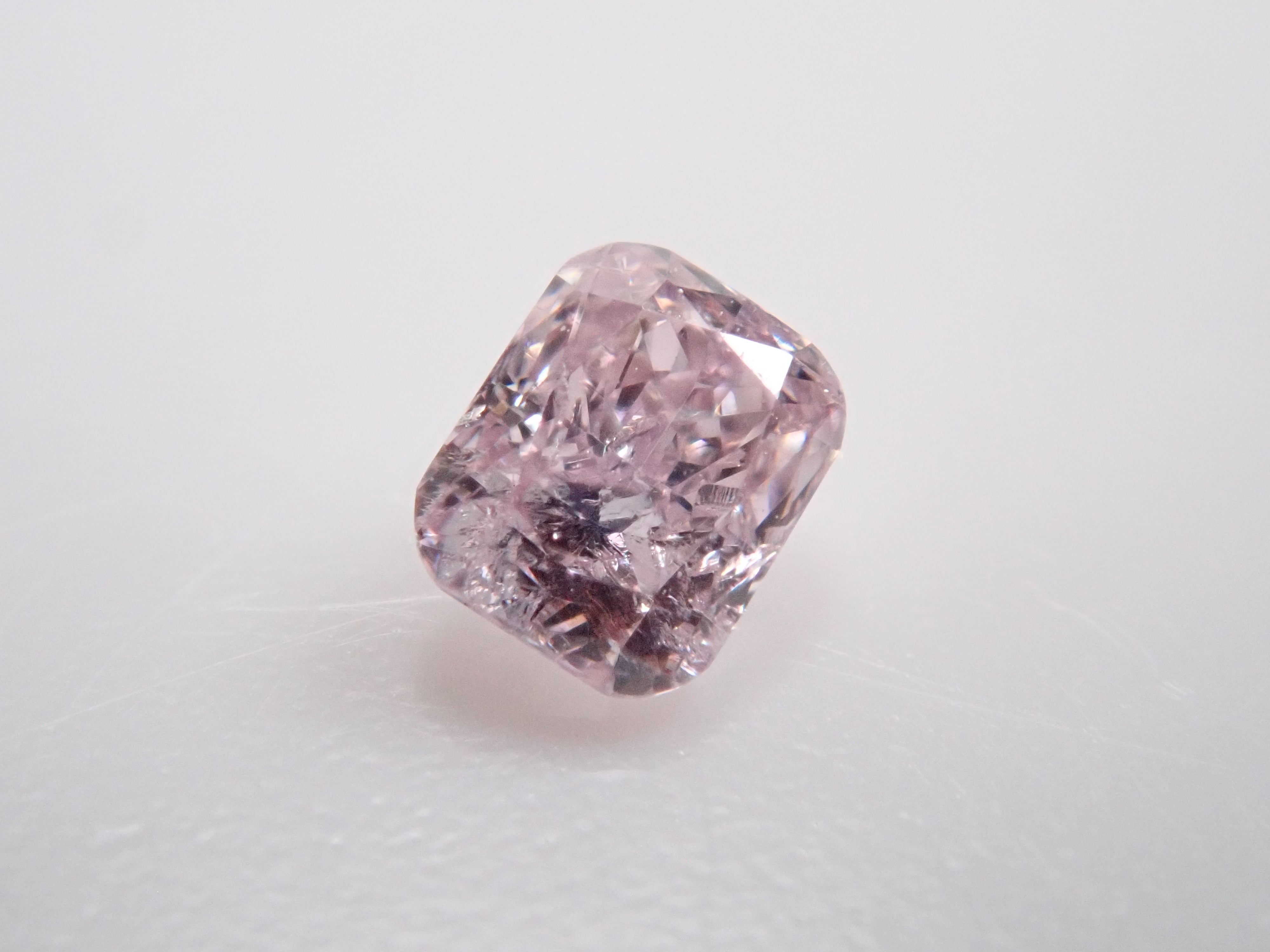 【32501452掲載】ピンクダイヤモンド 0.074ctルース(FANCY LIGHT PURPLISH PINK, I-1)