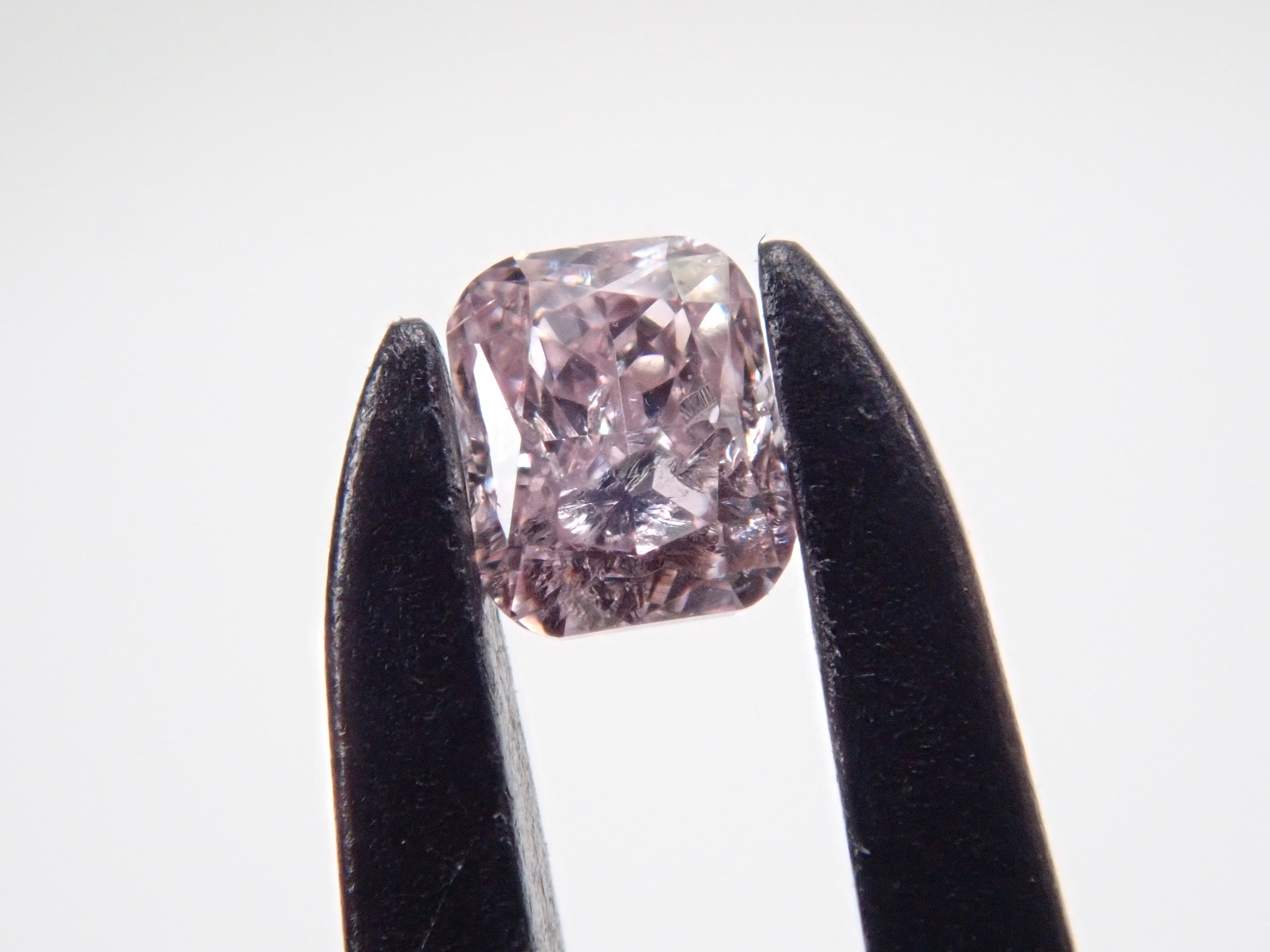 【32501452掲載】ピンクダイヤモンド 0.074ctルース(FANCY LIGHT PURPLISH PINK, I-1)