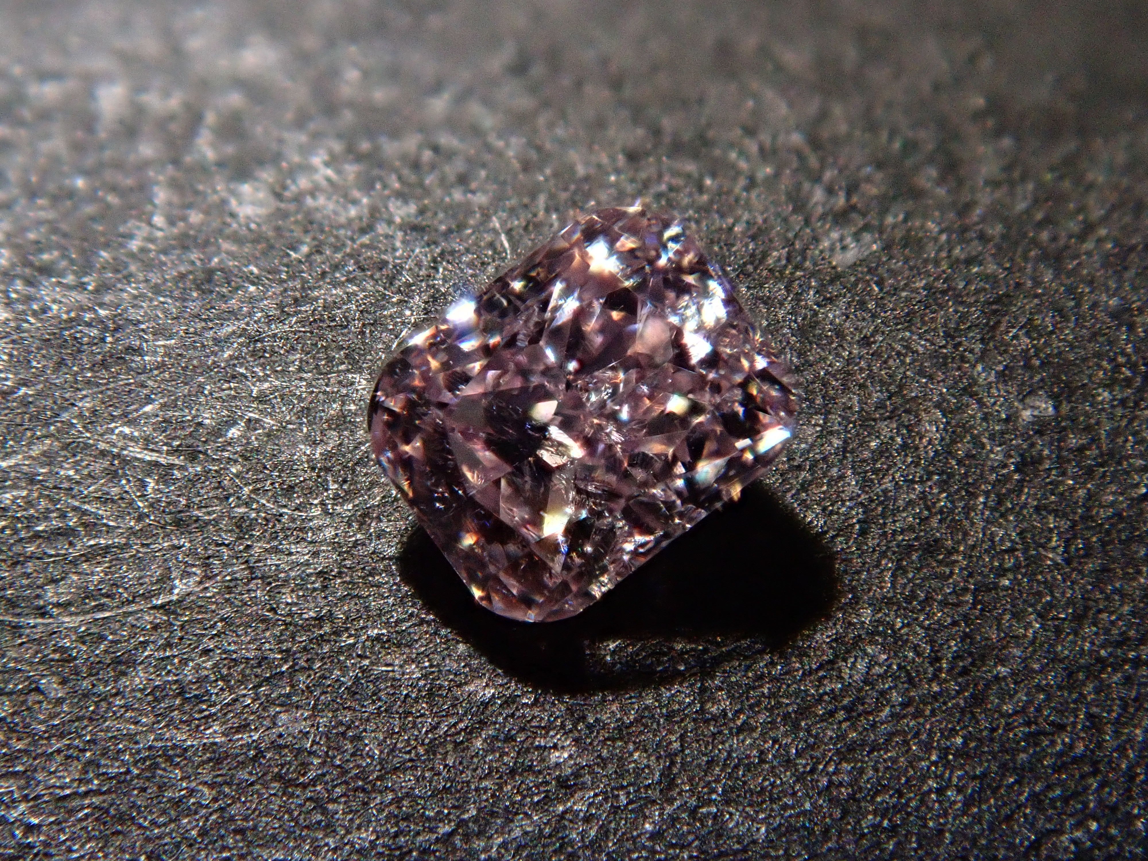 【32501452掲載】ピンクダイヤモンド 0.074ctルース(FANCY LIGHT PURPLISH PINK, I-1)