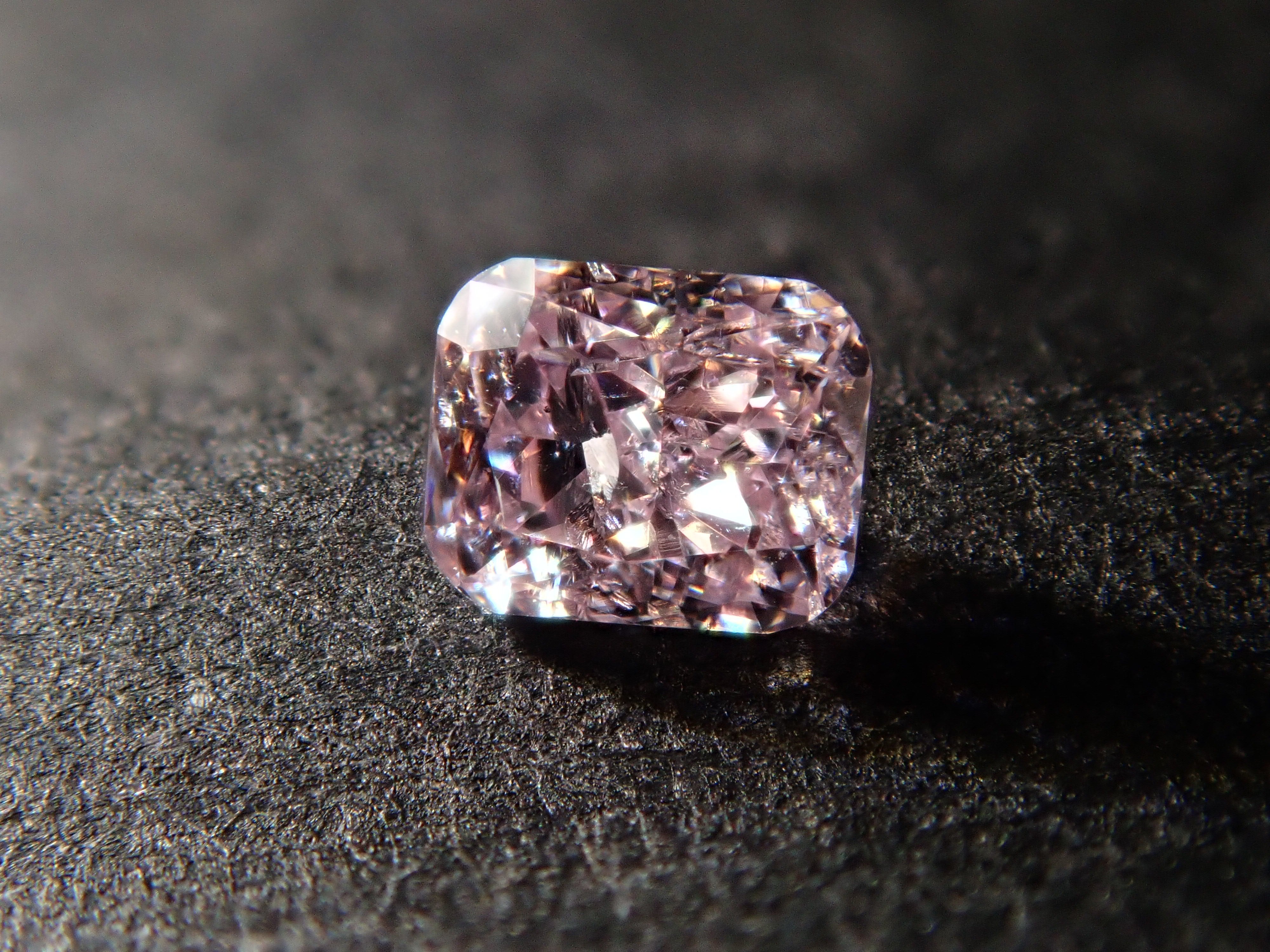 【32501452掲載】ピンクダイヤモンド 0.074ctルース(FANCY LIGHT PURPLISH PINK, I-1)