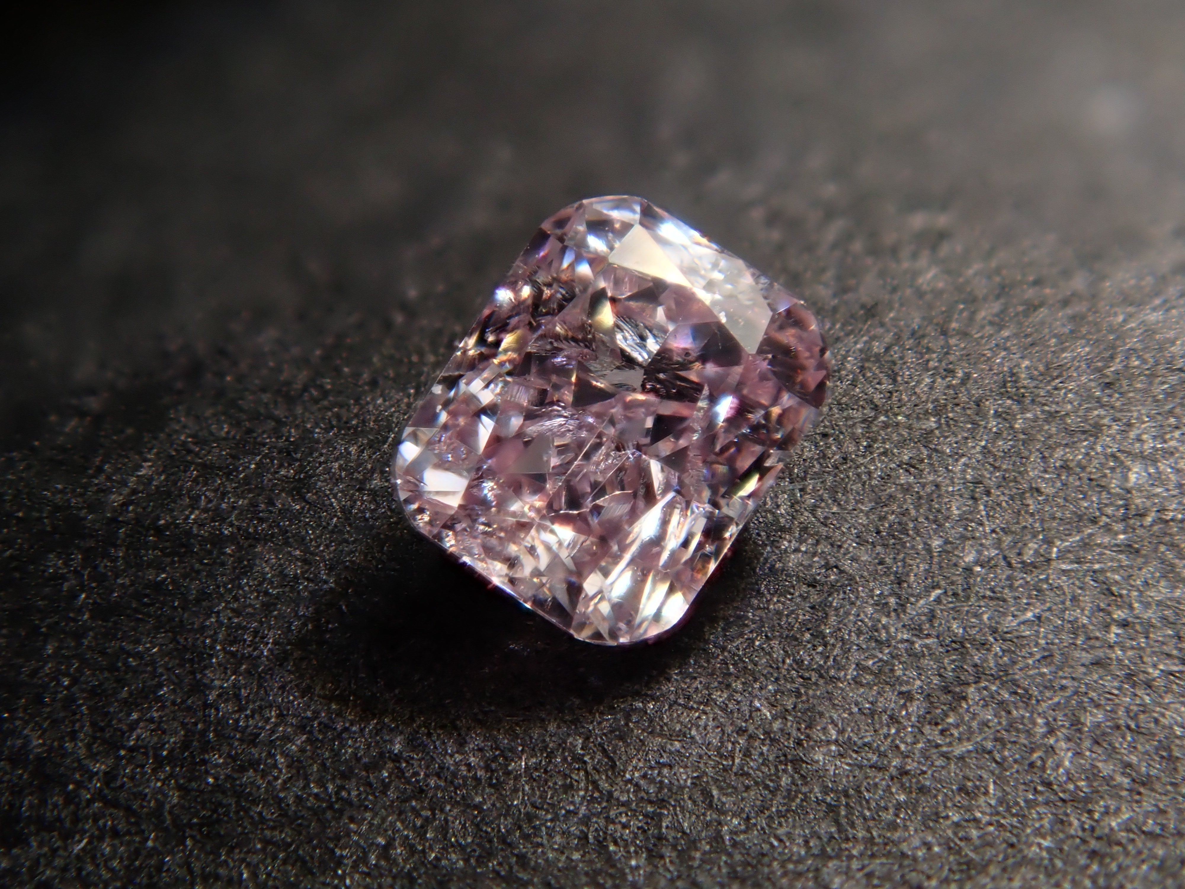 【32501452掲載】ピンクダイヤモンド 0.074ctルース(FANCY LIGHT PURPLISH PINK, I-1)