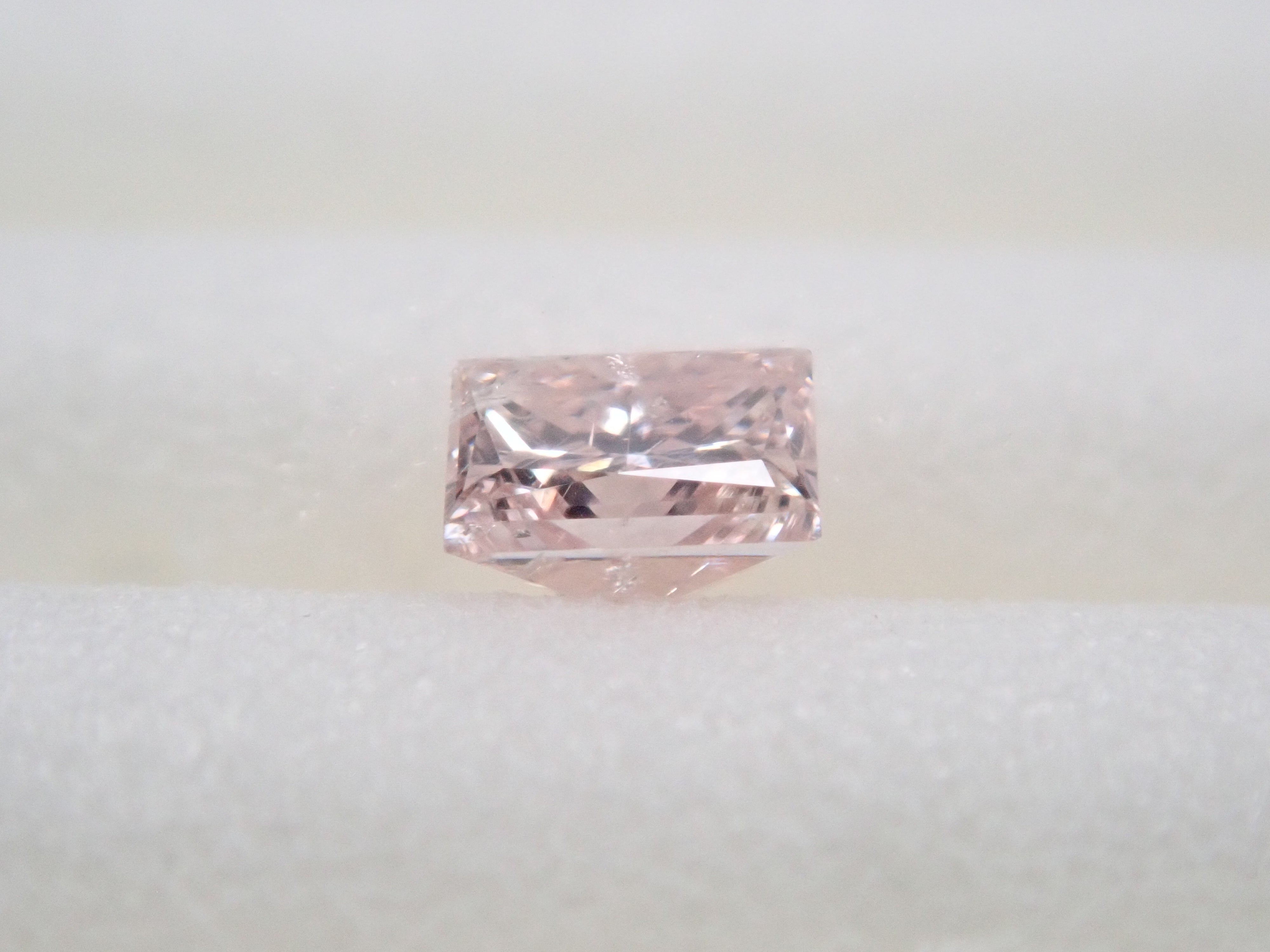 【32501456掲載】ピンクダイヤモンド(プリンセスカット) 0.089ctルース(FANCY LIGHT PURPLISH PINK, I-1)