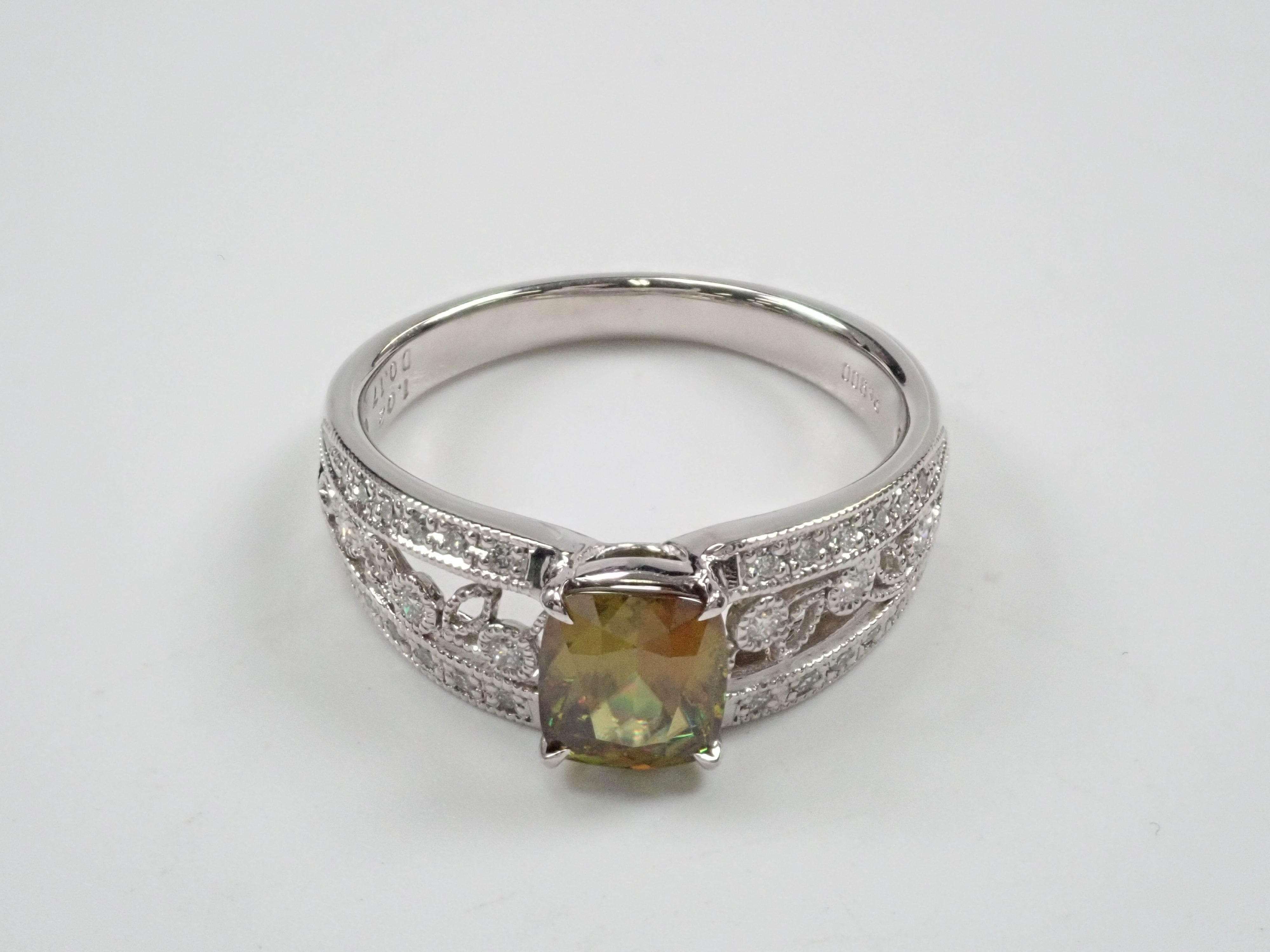 【22601931掲載】【カラフリ】Pt900スフェーン1.02ct ペンダント(ネックレス)