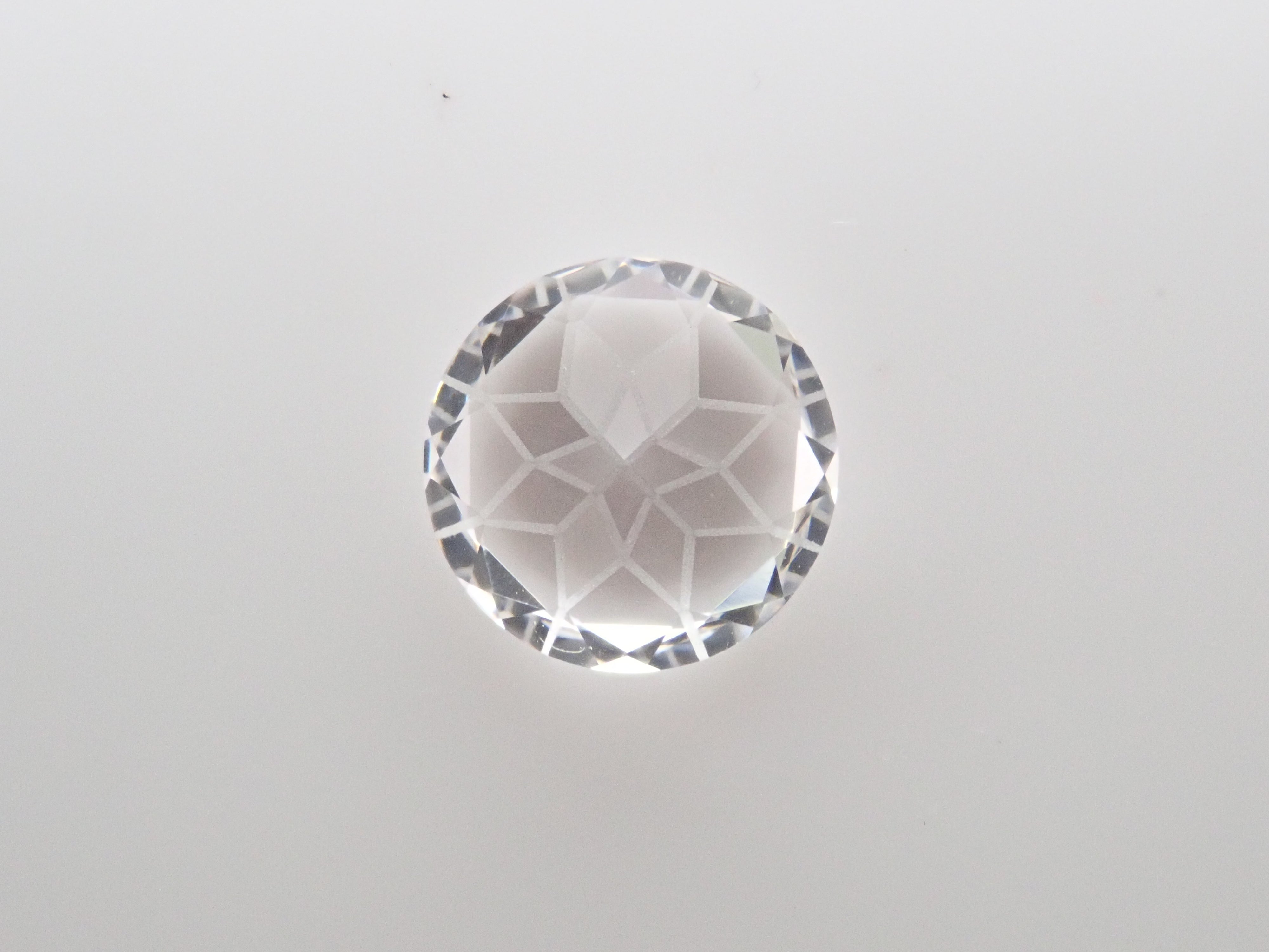 【ダンデライオンカット】ダンビュライト 7mm/1.364ctルース ワッペン付
