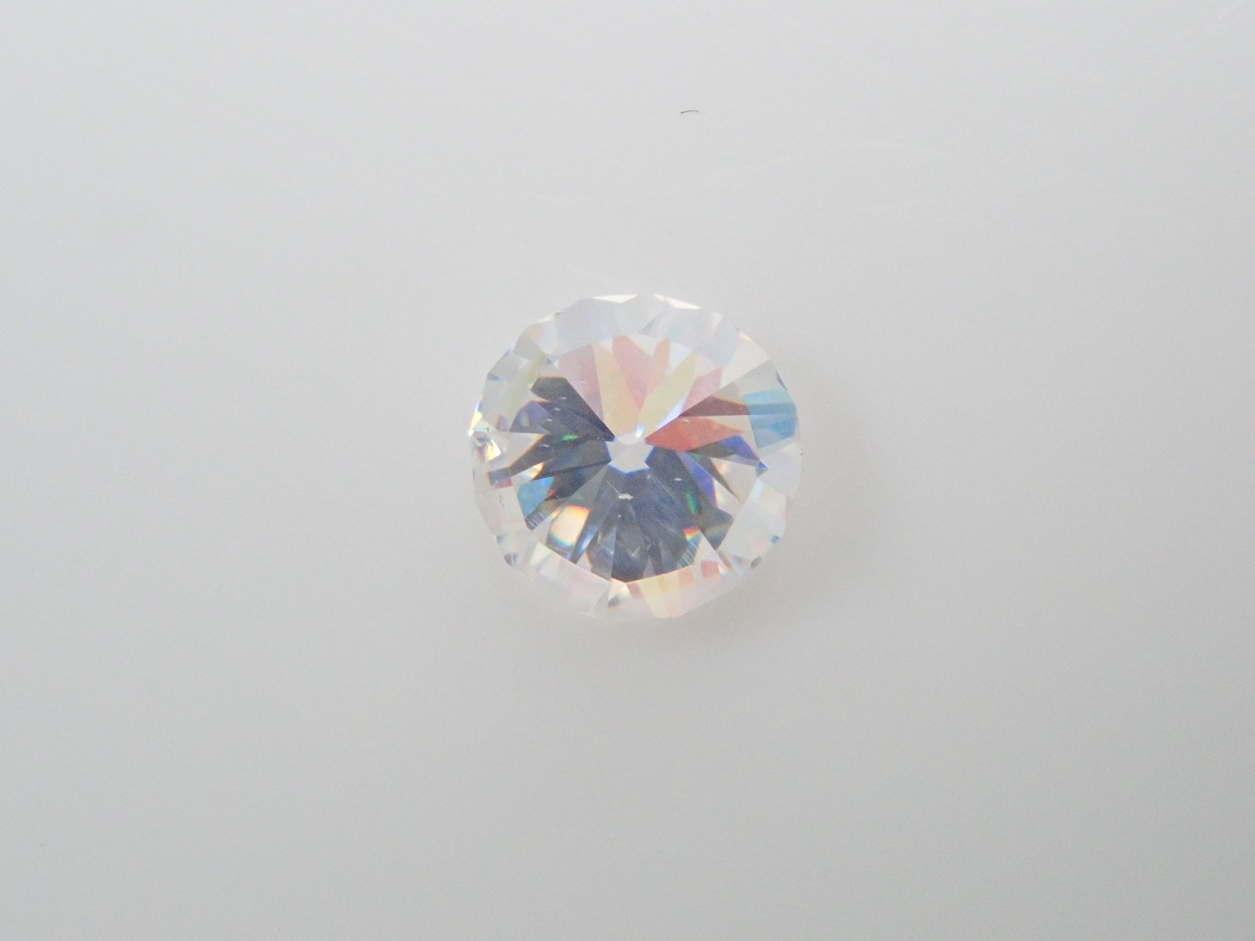 合成ルチル 5mm/0.642ctルース