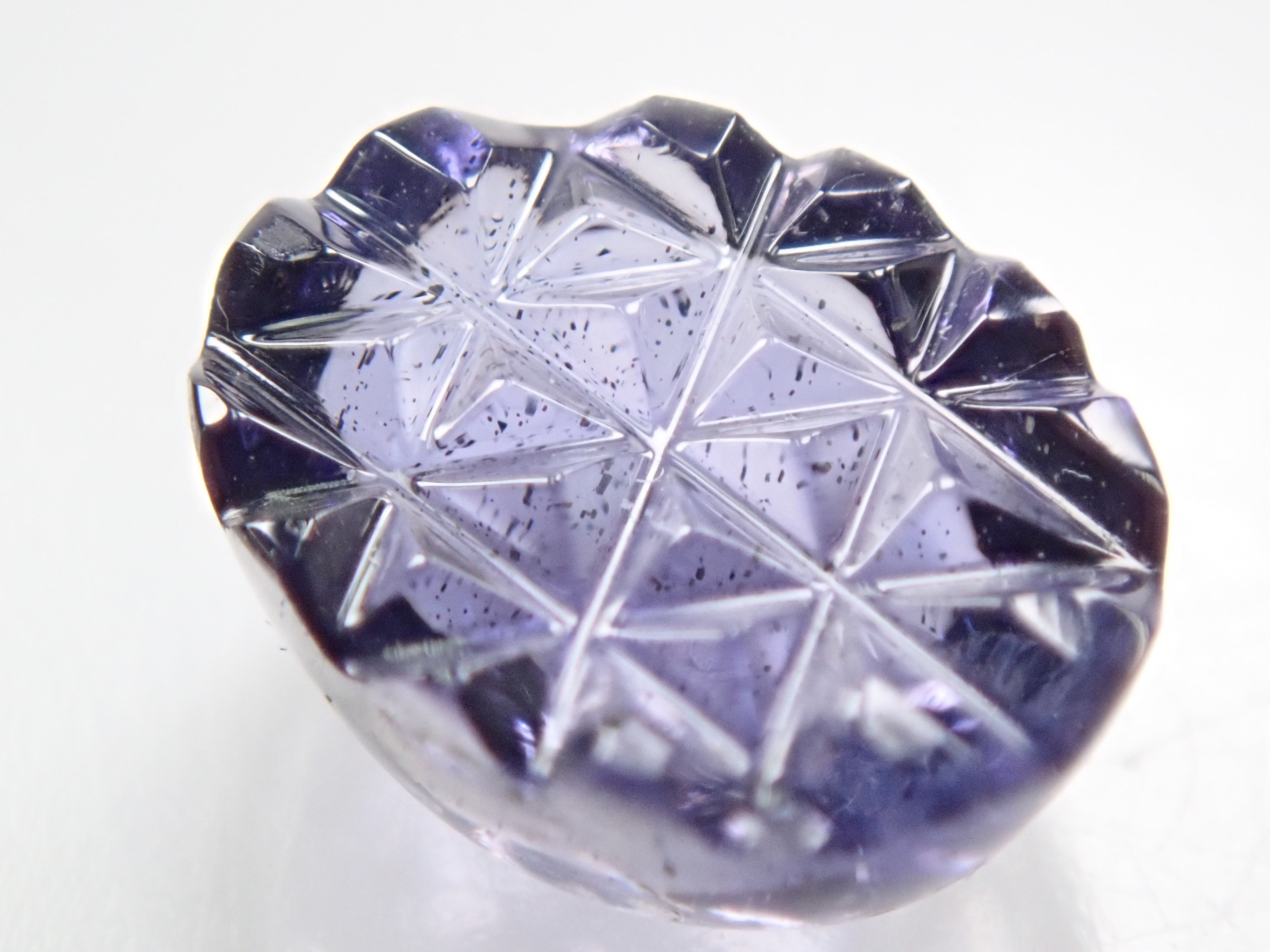 【甲州貴石切子plusthree】アイオライトサンストーン 1.163ct《コラボ》ルース 《灯》 ワッペン付