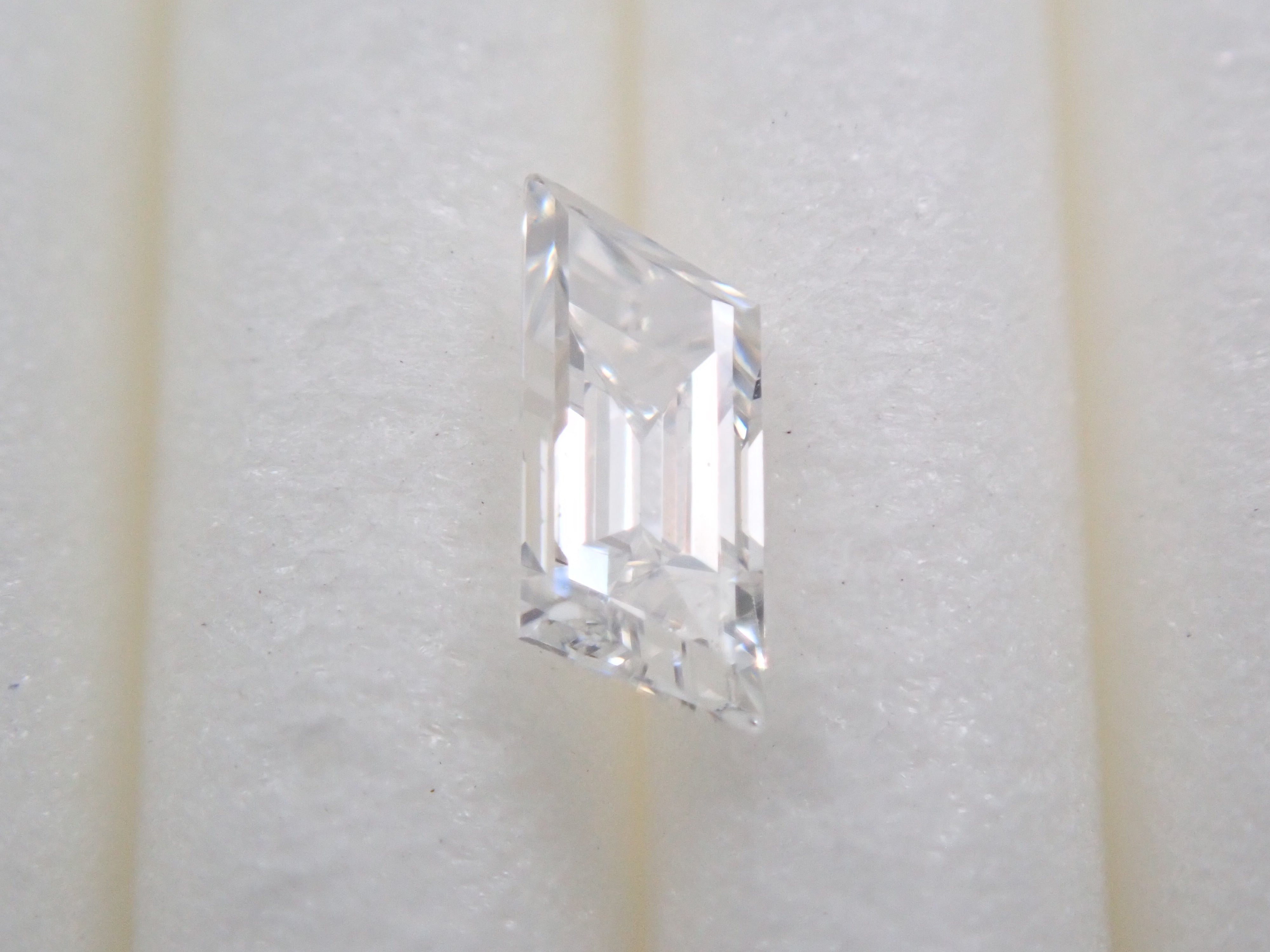 ダイヤモンド 0.169ctルース(F, VS2)