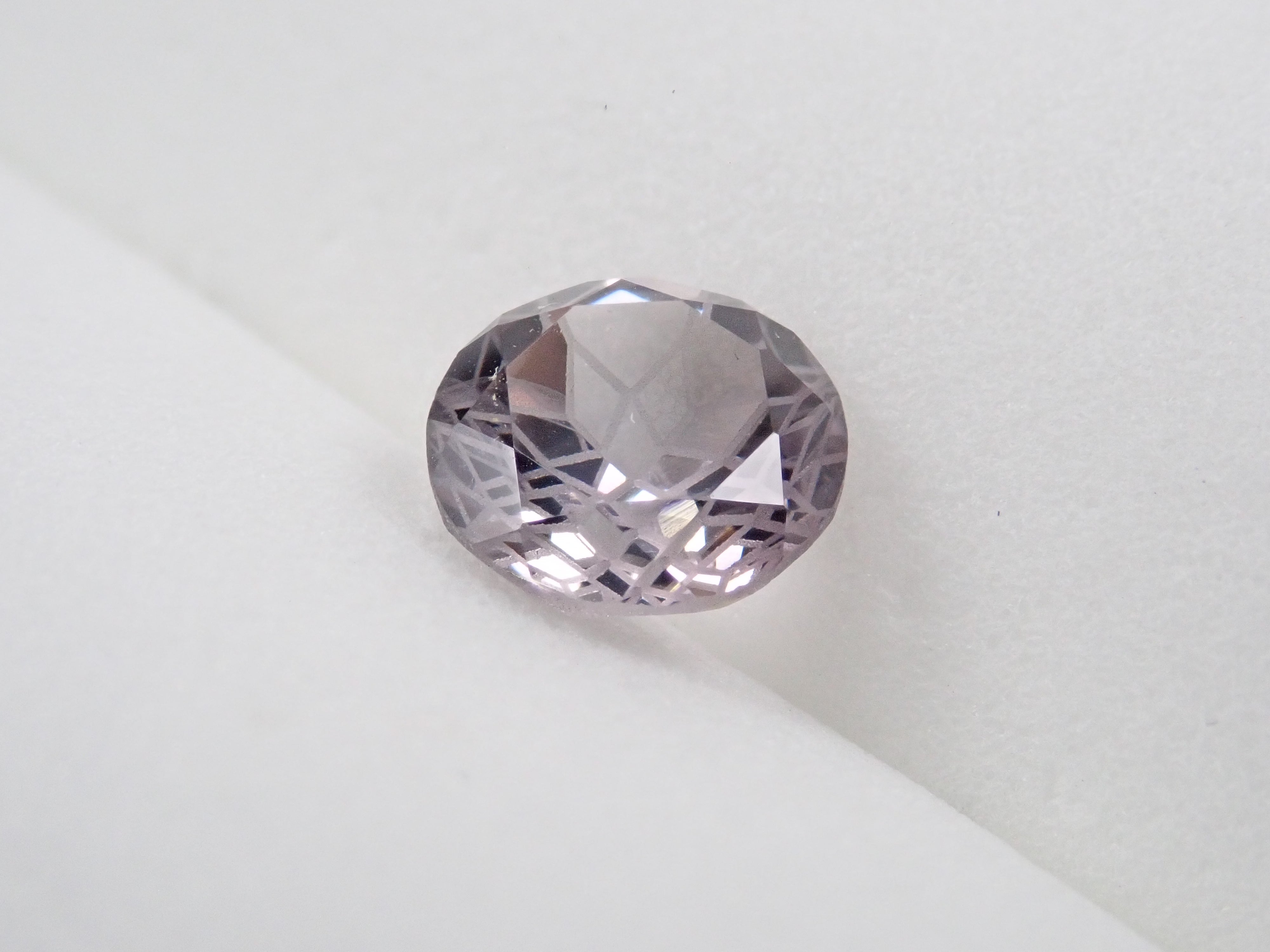 【ダンデライオンカット】グレイパープルスピネル 6mm/1.011ctルース《コラボ》 日独鑑 ワッペン付