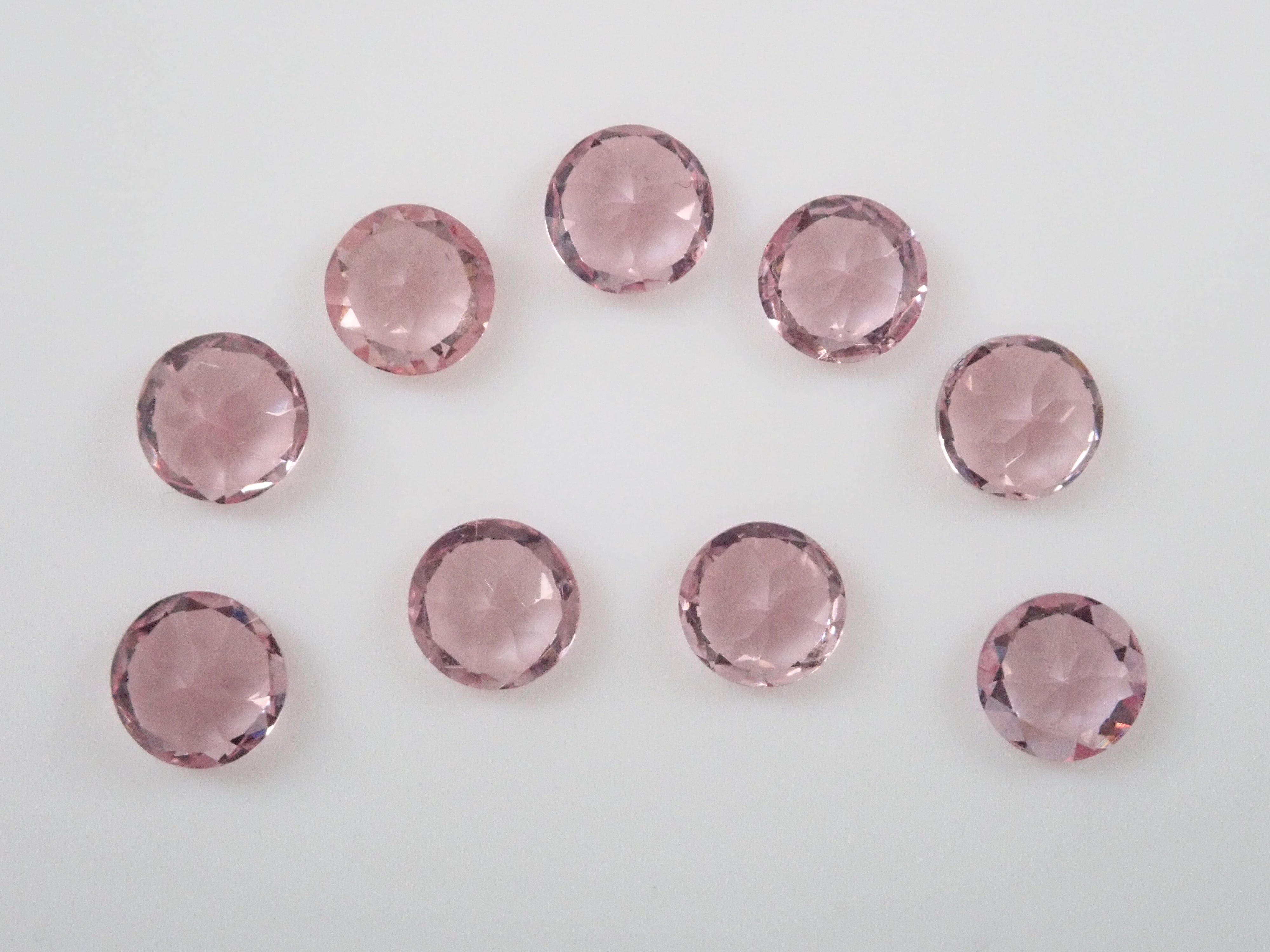 《数量限定》ドラゴンガーネット1石(4.0mm,ラウンドカット)