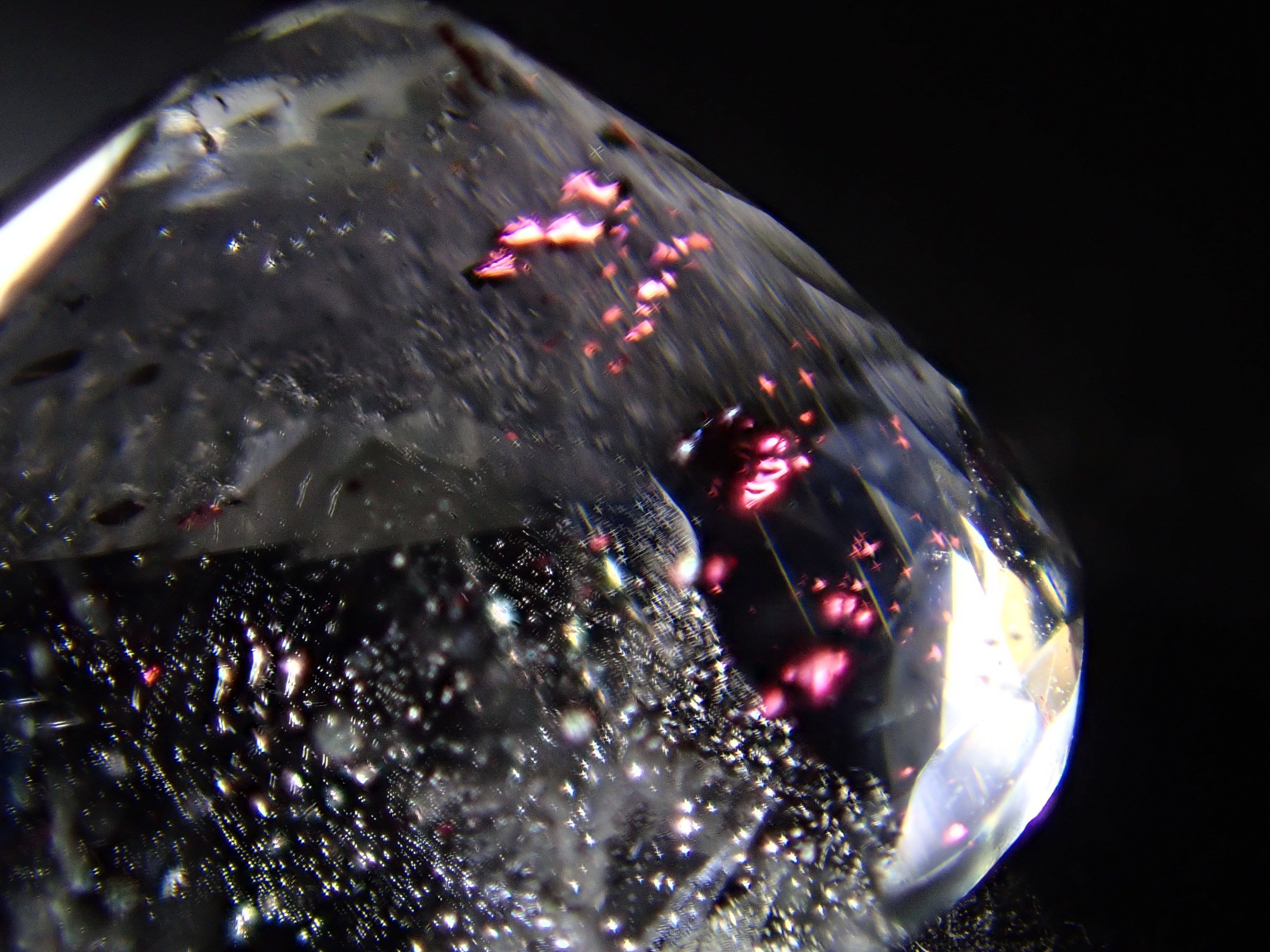 【12542266掲載】ブラジル産ティンカーベルクォーツ(ピンクファイヤークォーツ) 2.663ctルース