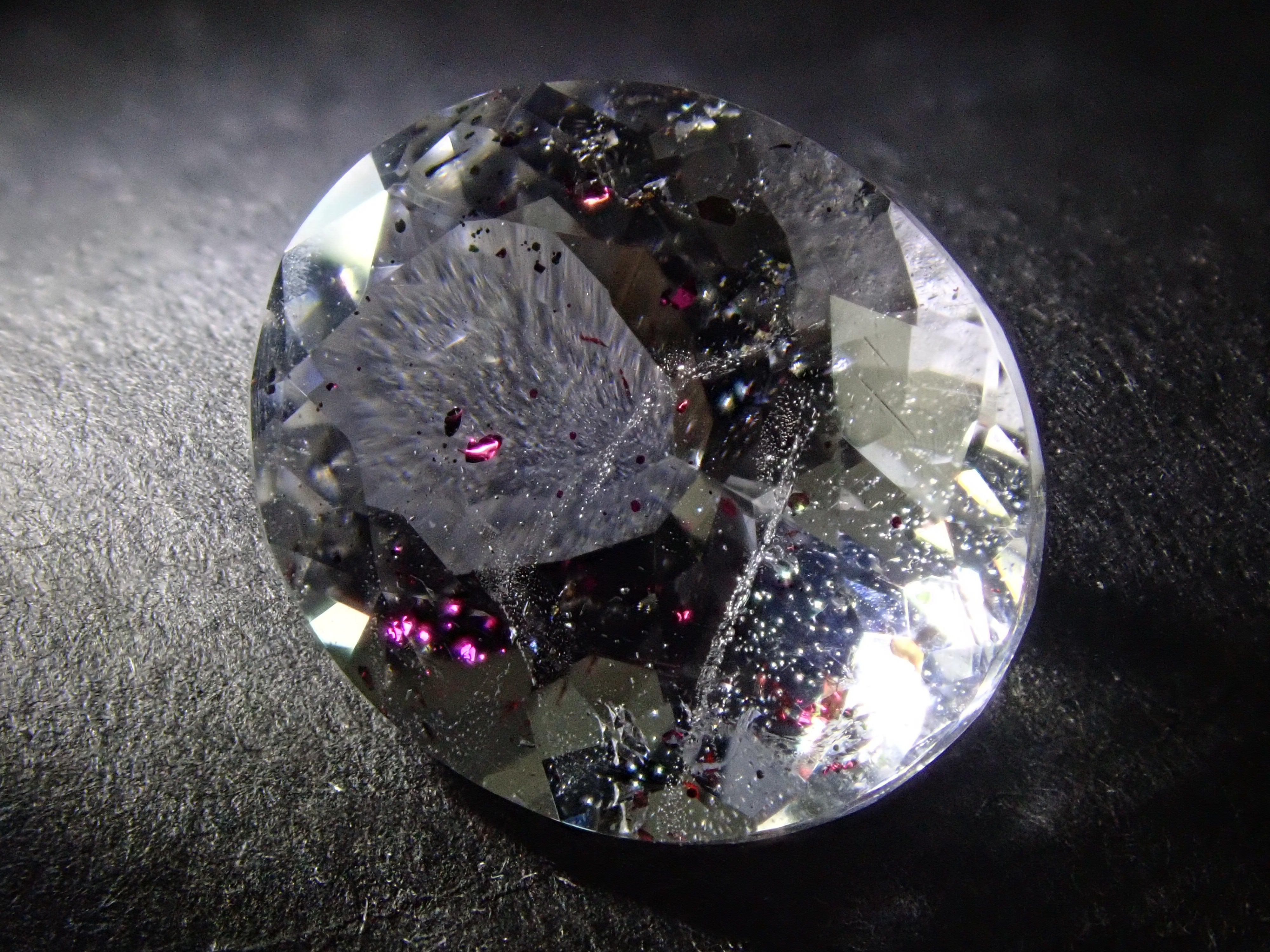 【12542266掲載】ブラジル産ティンカーベルクォーツ(ピンクファイヤークォーツ) 2.663ctルース