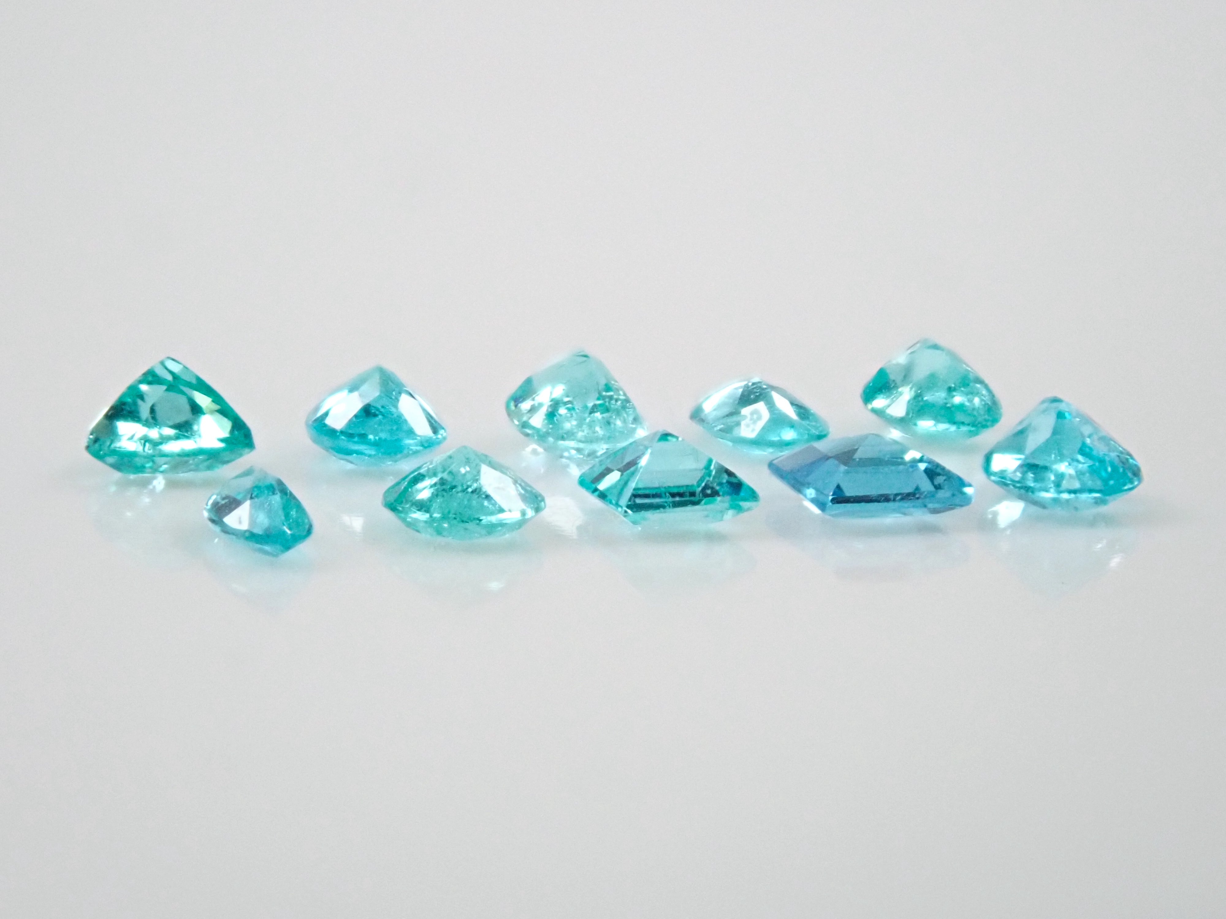 寶石扭蛋 💎 1 石巴西帕拉伊巴碧璽(巴塔利亞礦)