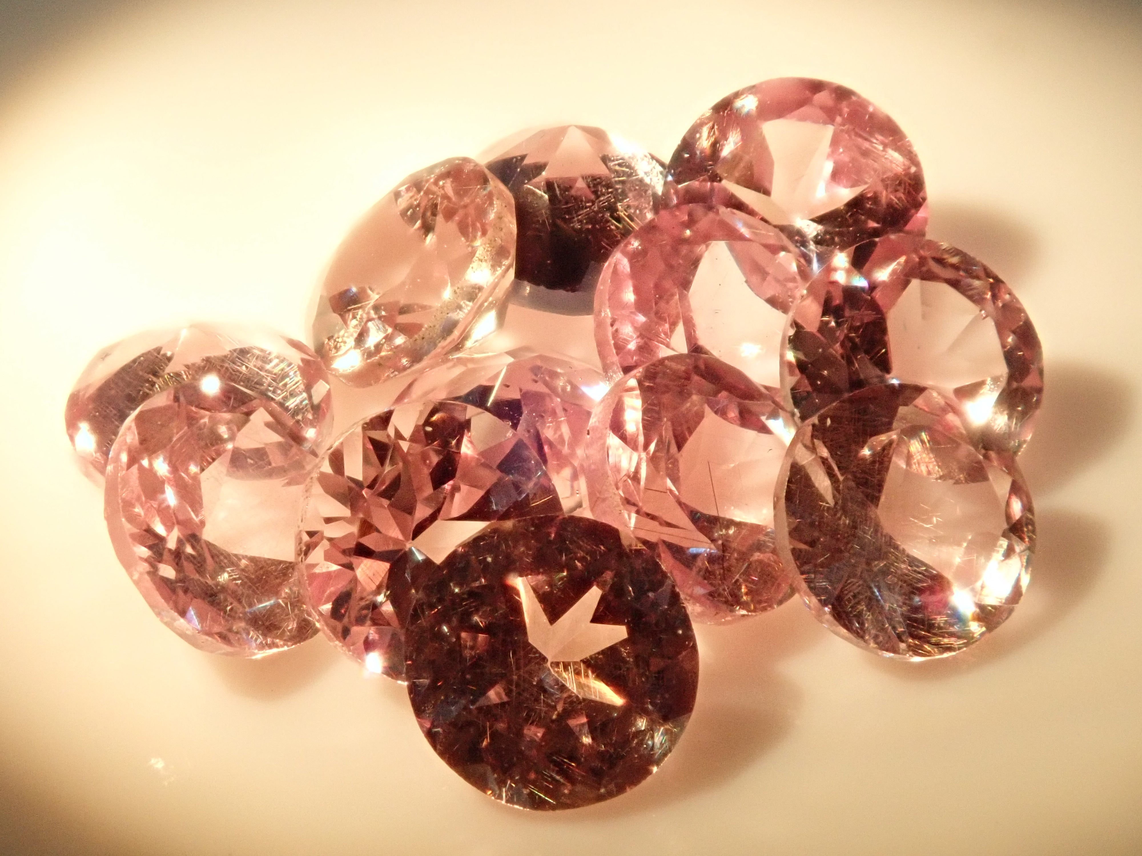 【10/11 22時販売】ドラゴンガーネット1石(3.5mm,ラウンドカット)《複数購入割引有》