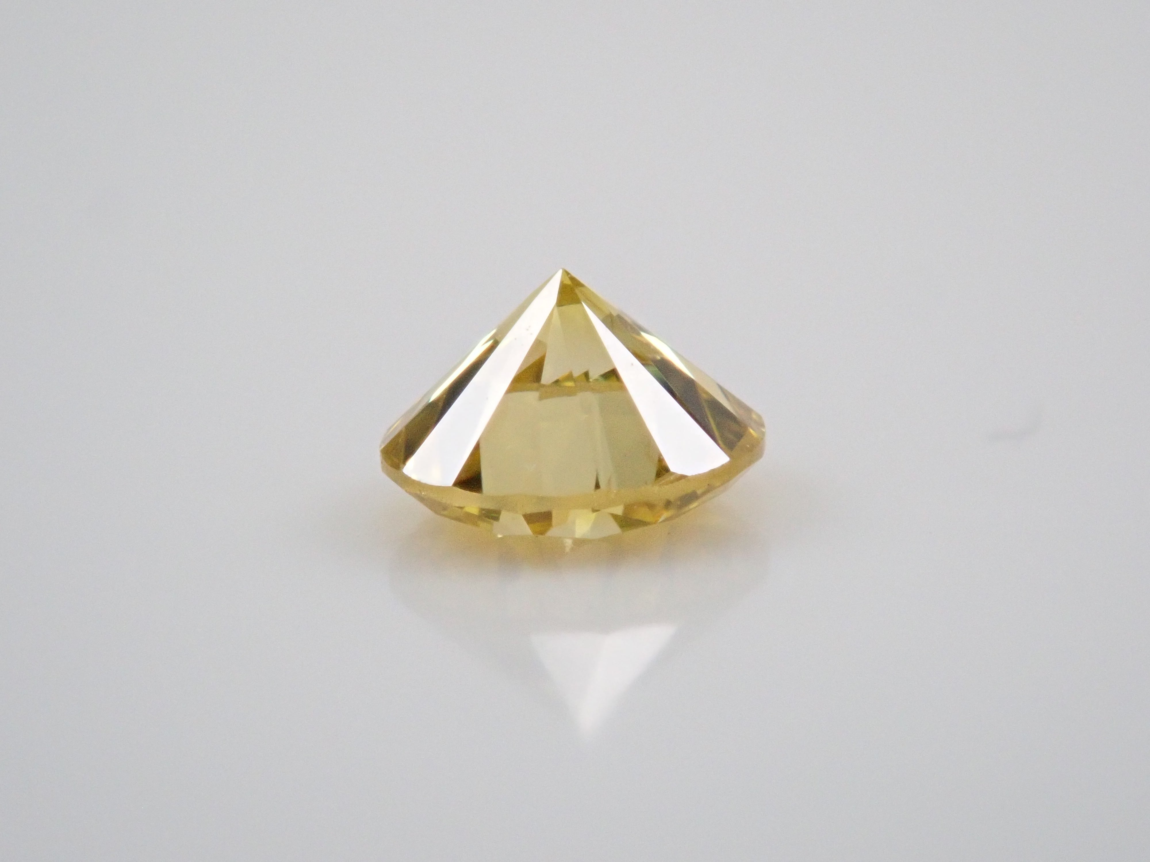 イエローダイヤモンド(トリートメント) 0.247ctルース(FANCY INTENSE GREENISH YELLOW, SI2)