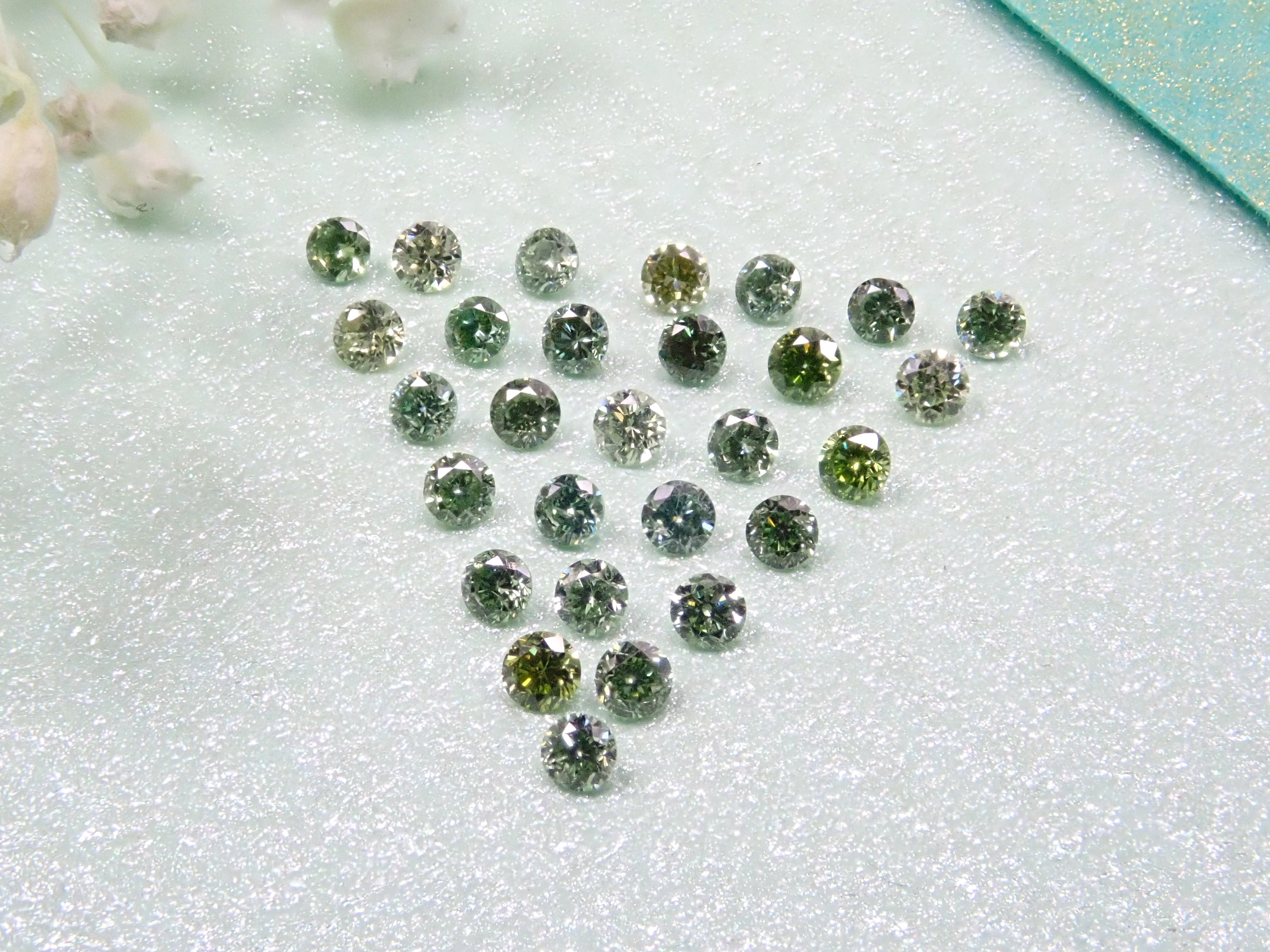 グリーンダイヤモンド(トリートメント)1石(約1.3mm)