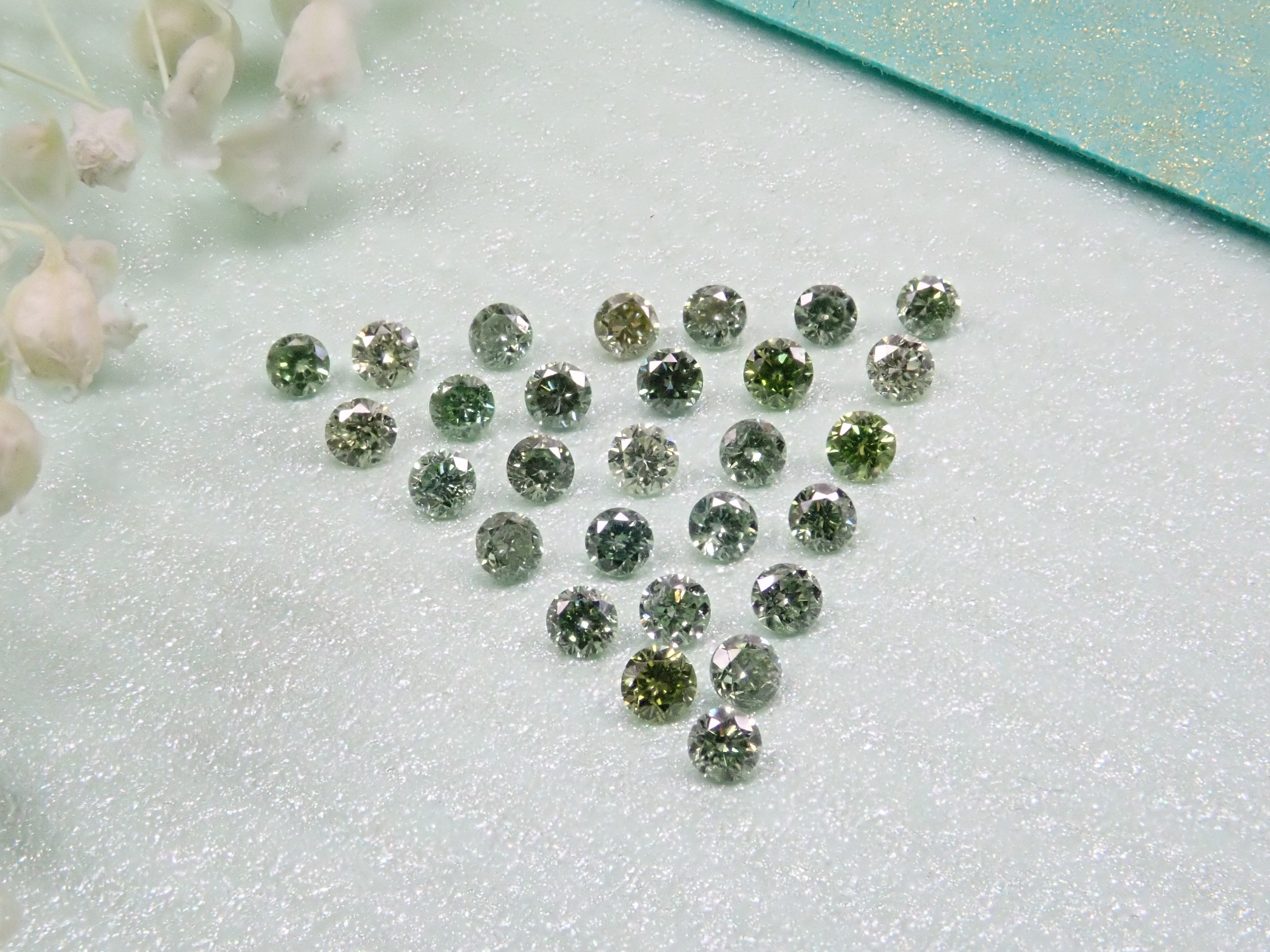 グリーンダイヤモンド(トリートメント)1石(約1.3mm)