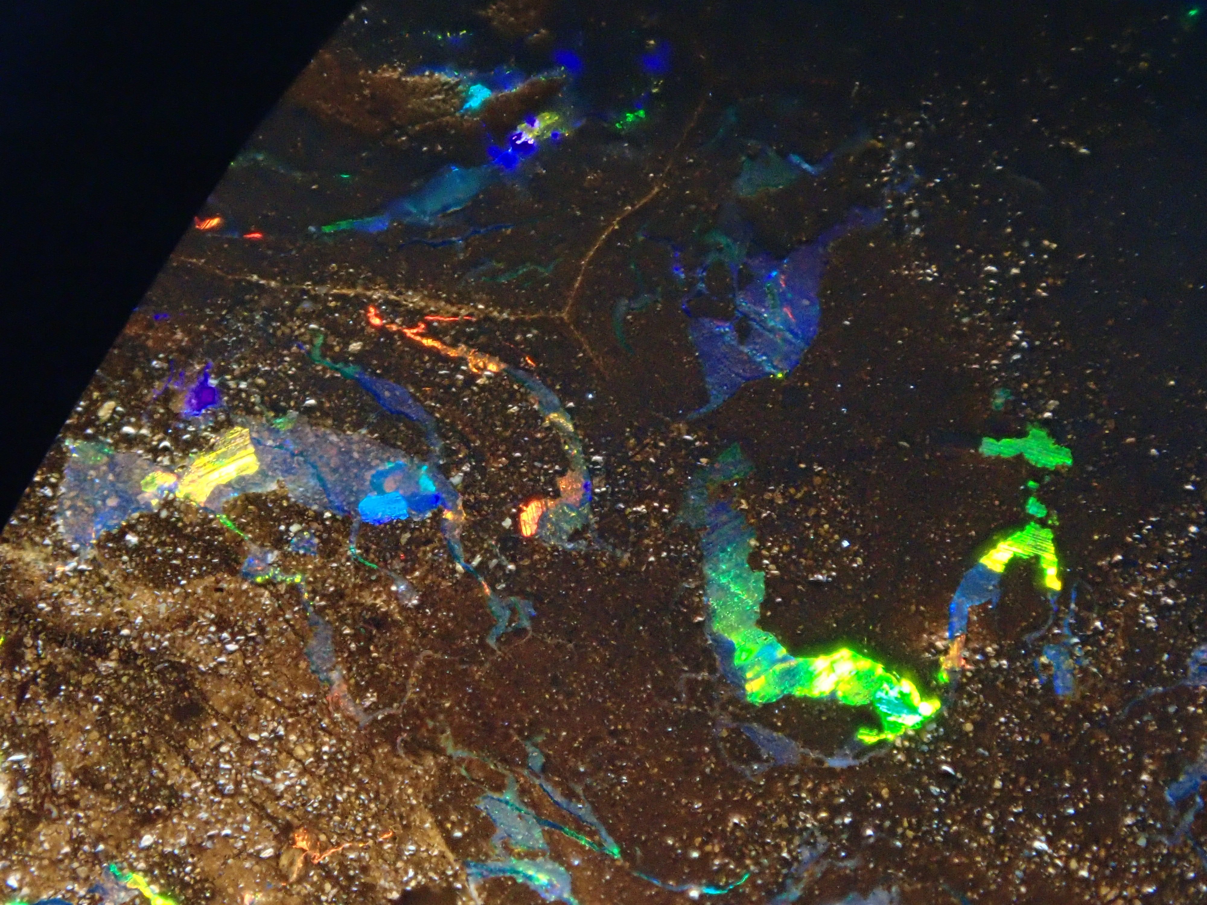 ボルダーオパール 17.450ctルース