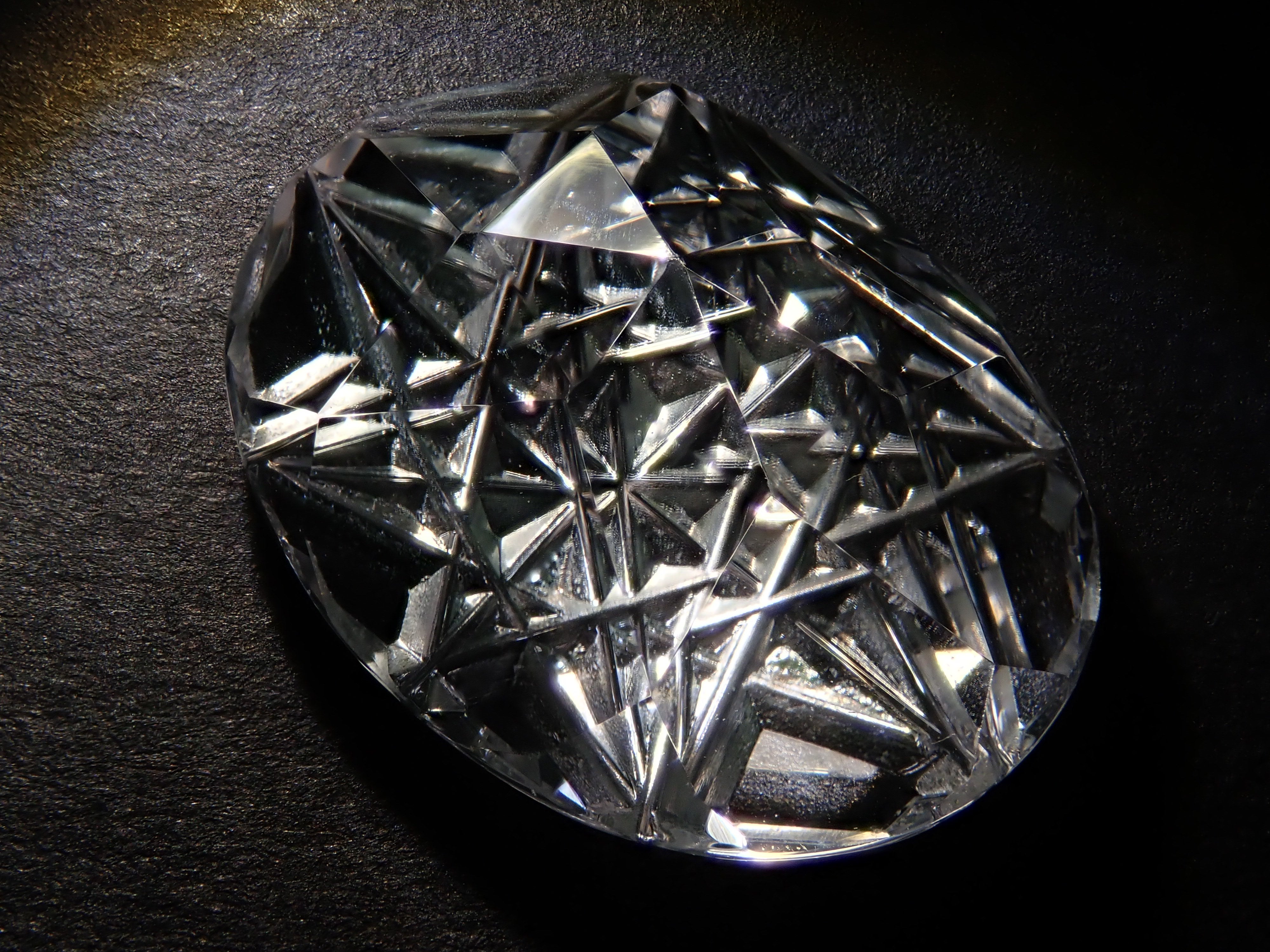 【甲州貴石切子】スポジュメン 8.480ct《コラボ》ルース ワッペン付