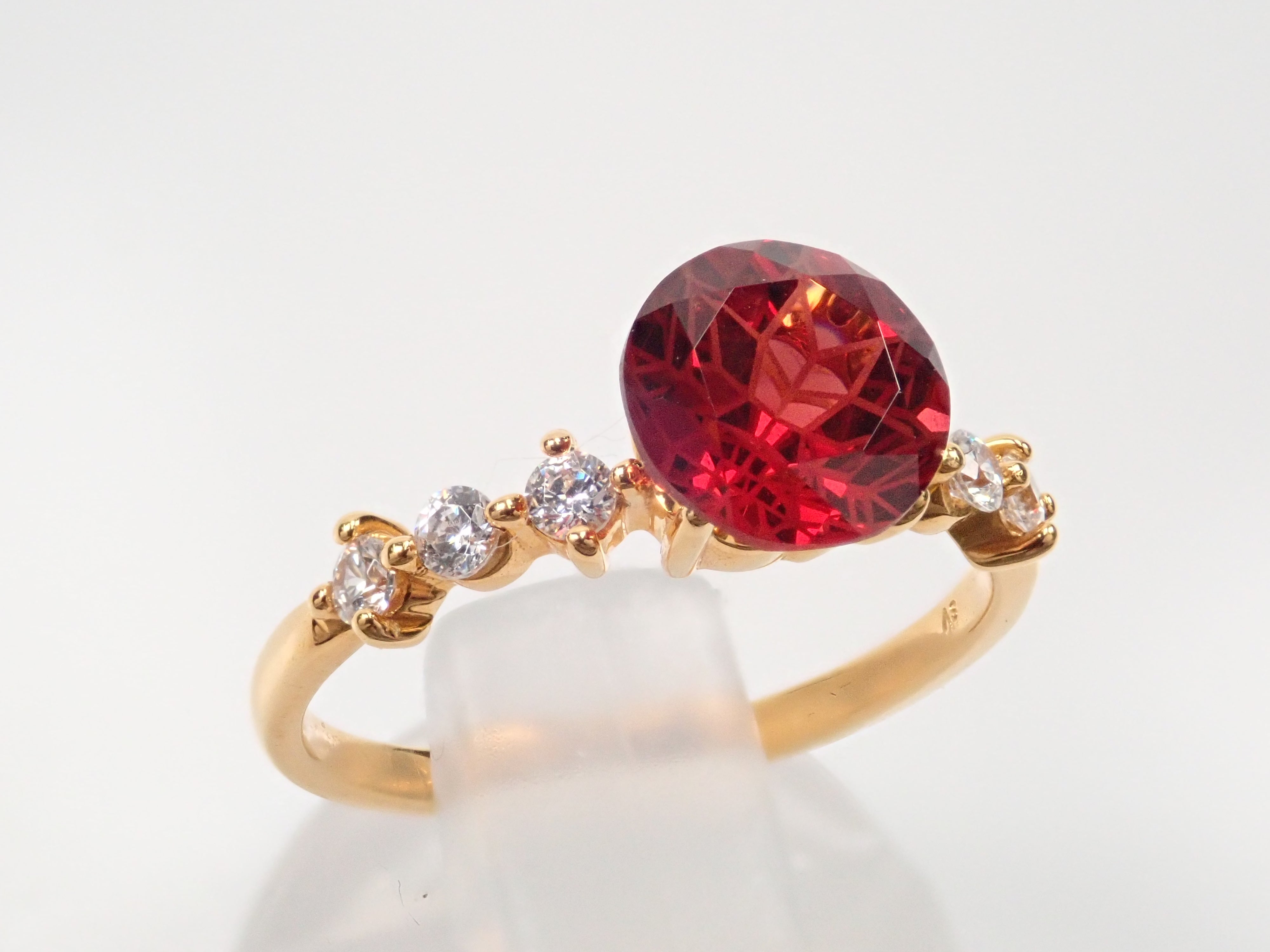 【ダンデライオンカット】アルマンディンガーネット 1.60ctルース