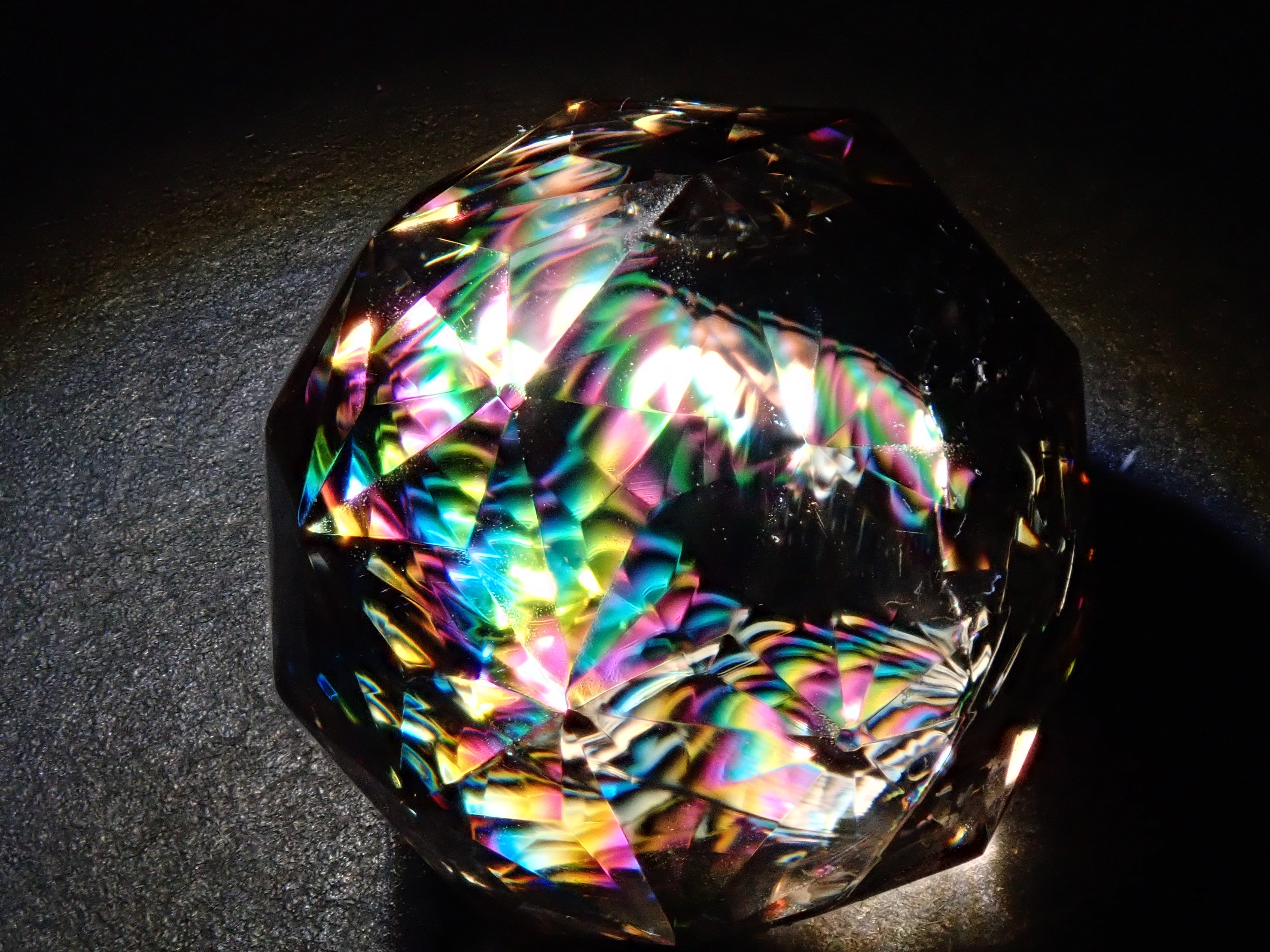 【桔梗カット】アイリスクォーツ 31.670ct《シミズ貴石代表・清水幸雄氏》 ワッペン付