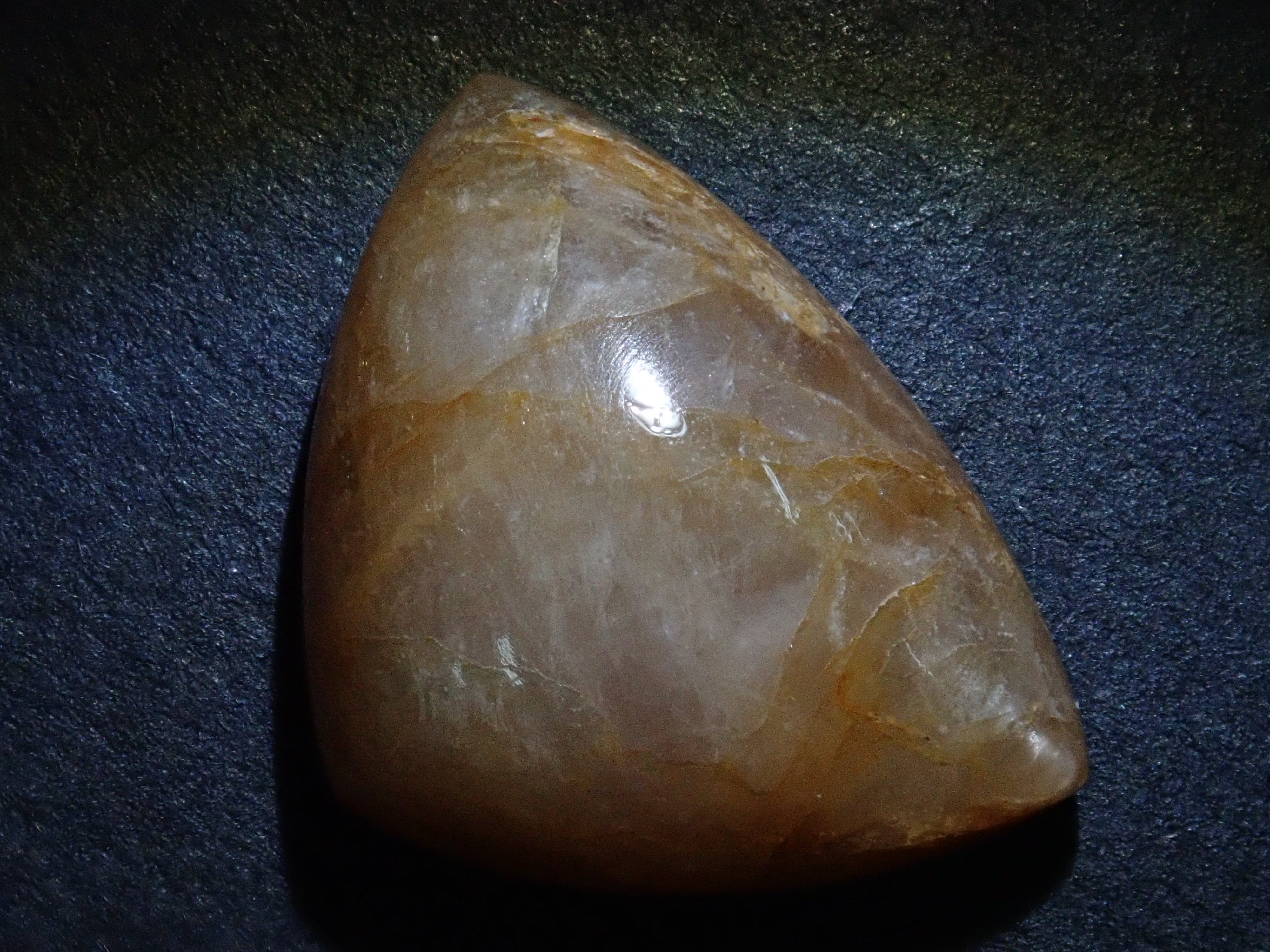 マスグラバイト/ターフェアイト 15.472ctルース