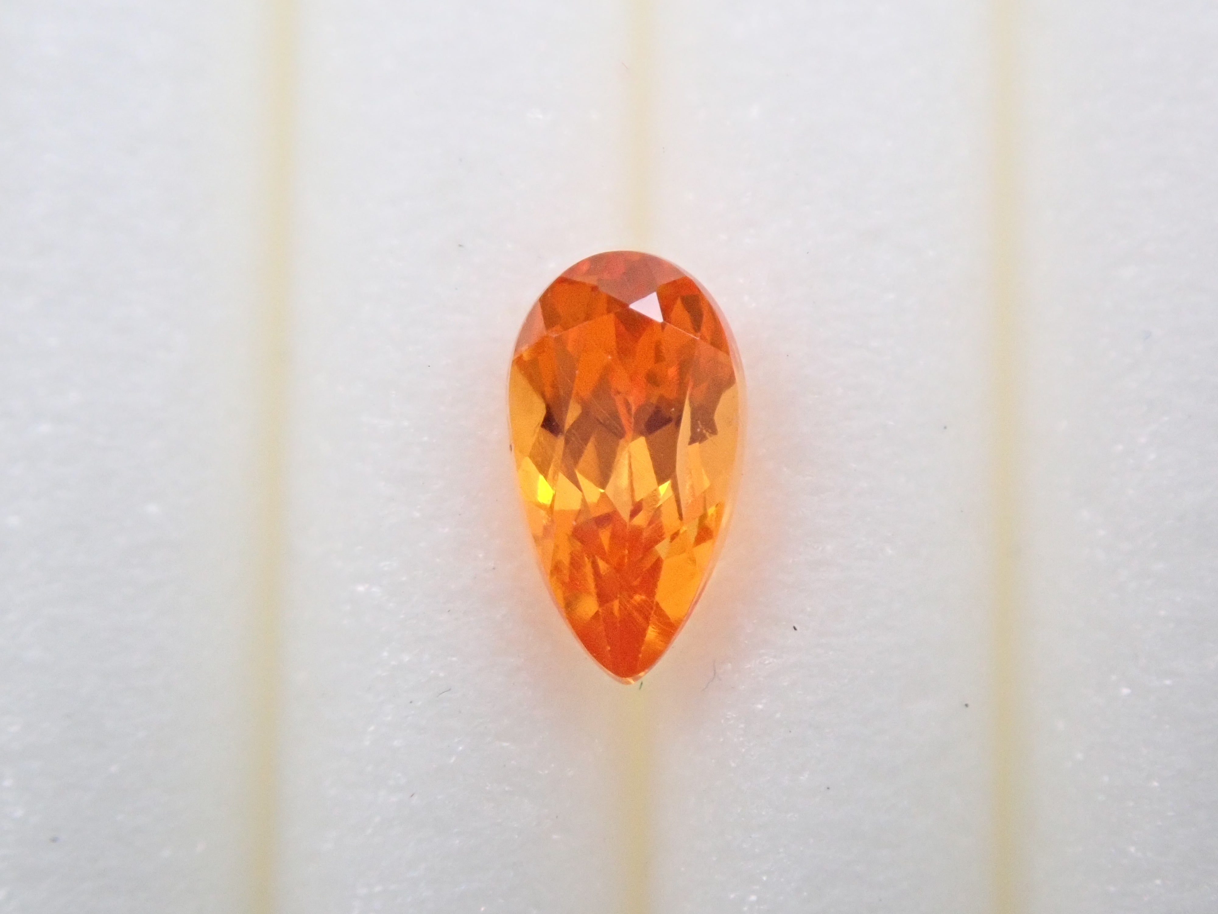 【12522528掲載】マンダリンガーネット 0.291ctルース