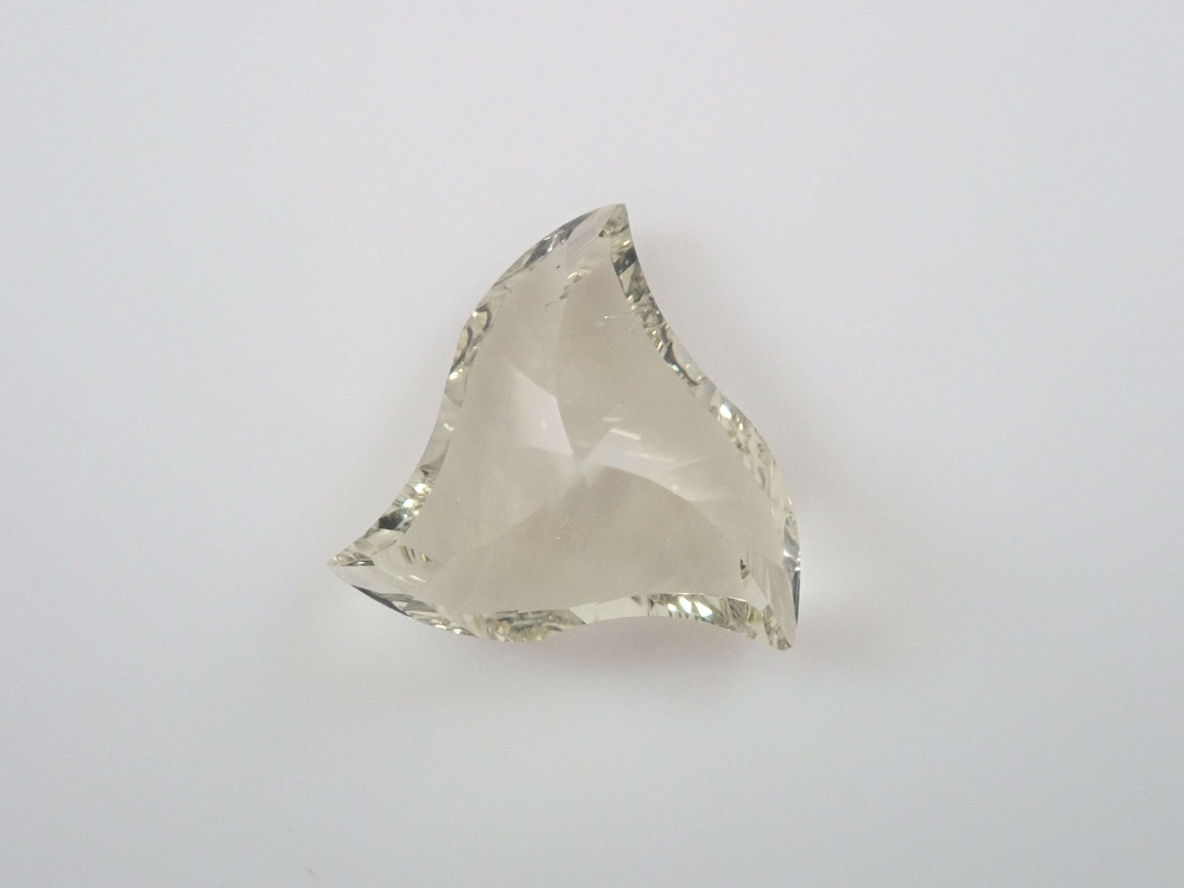 【12536343掲載】イエローベリル 1.750ctルース