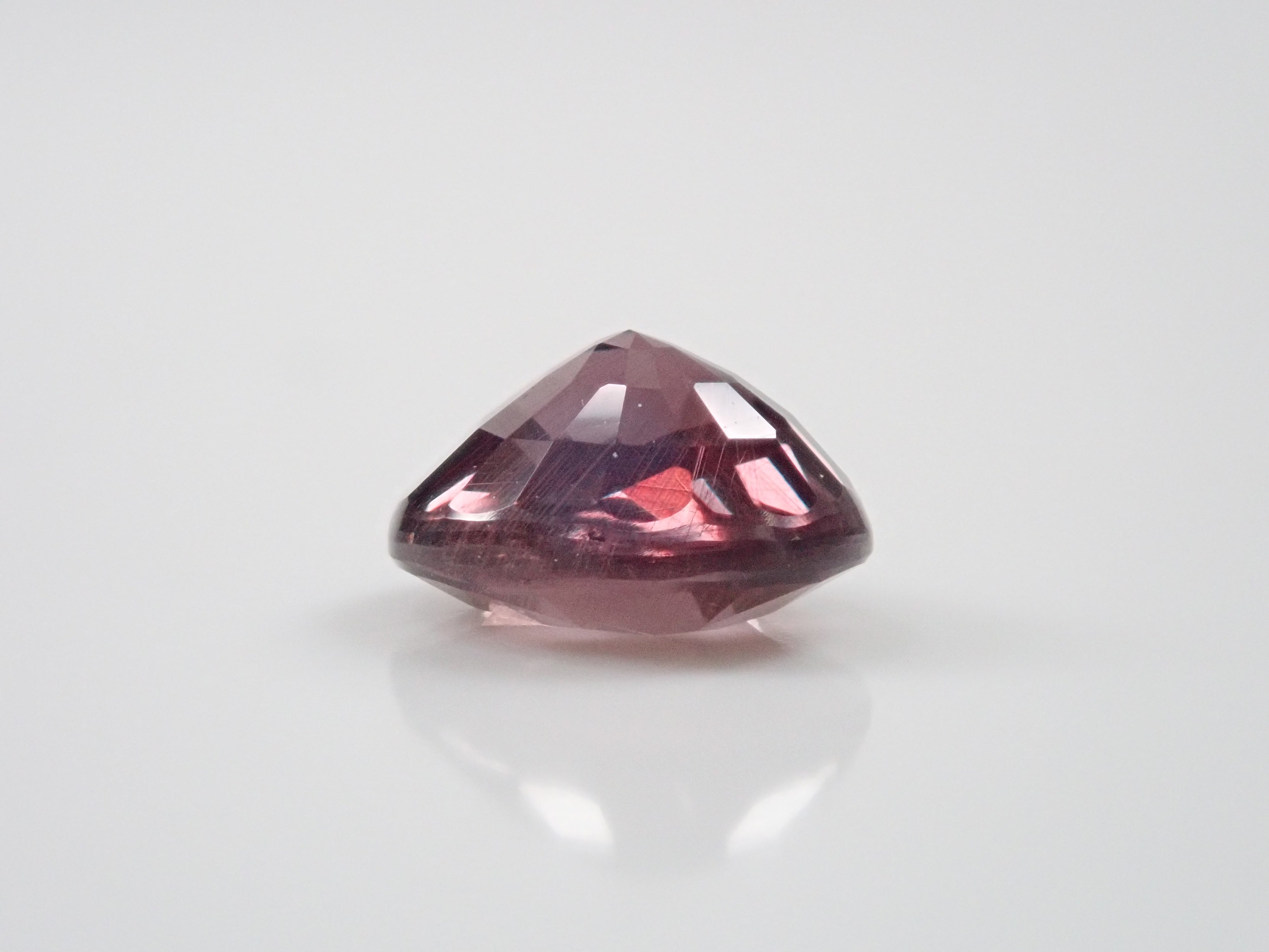 パイロープ・スペサルティンガーネット(カラーチェンジガーネット) 1.297ctルース