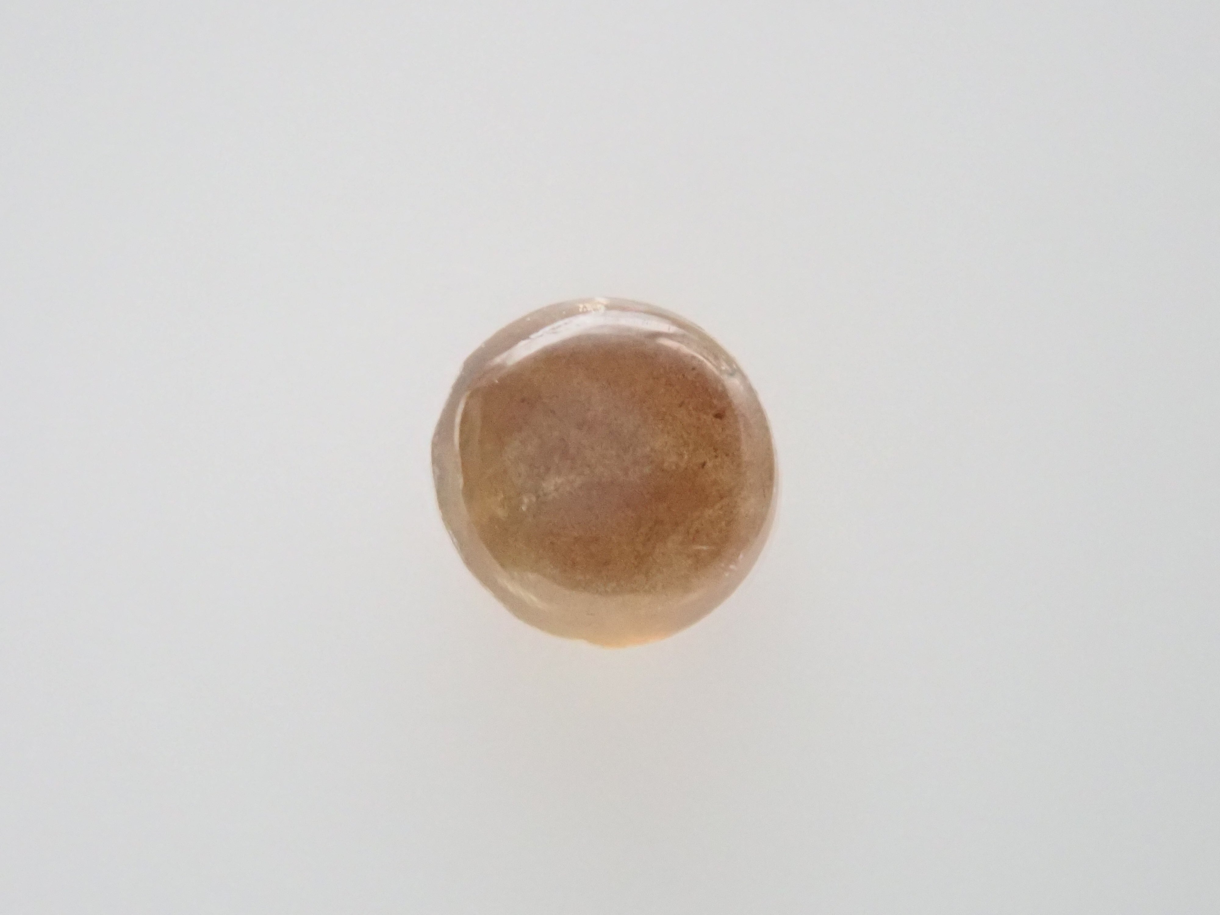 ゴールドシーンサファイア 2.2mm/0.068ctルース