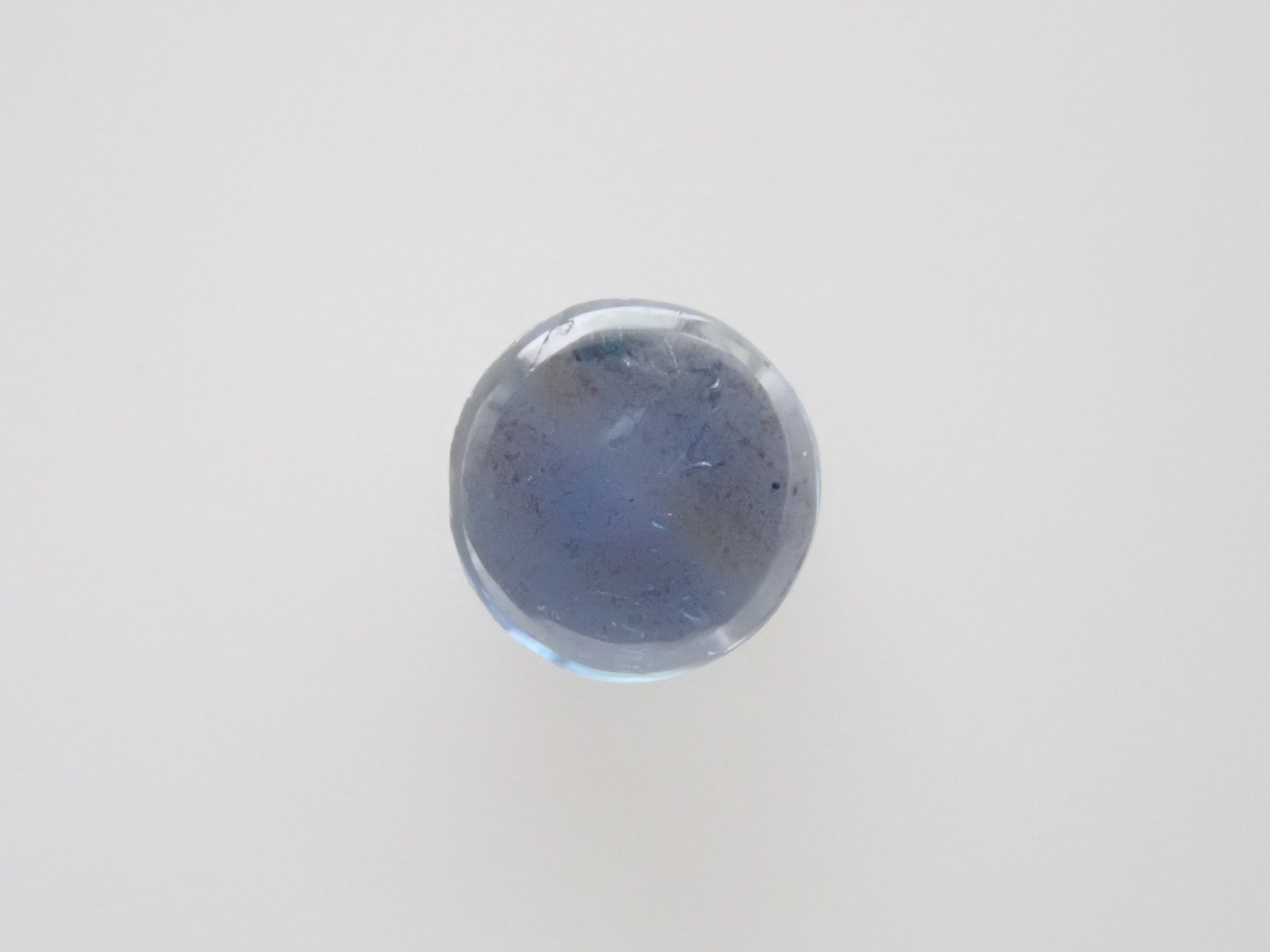 ゴールドシーンサファイア 2.4mm/0.086ctルース