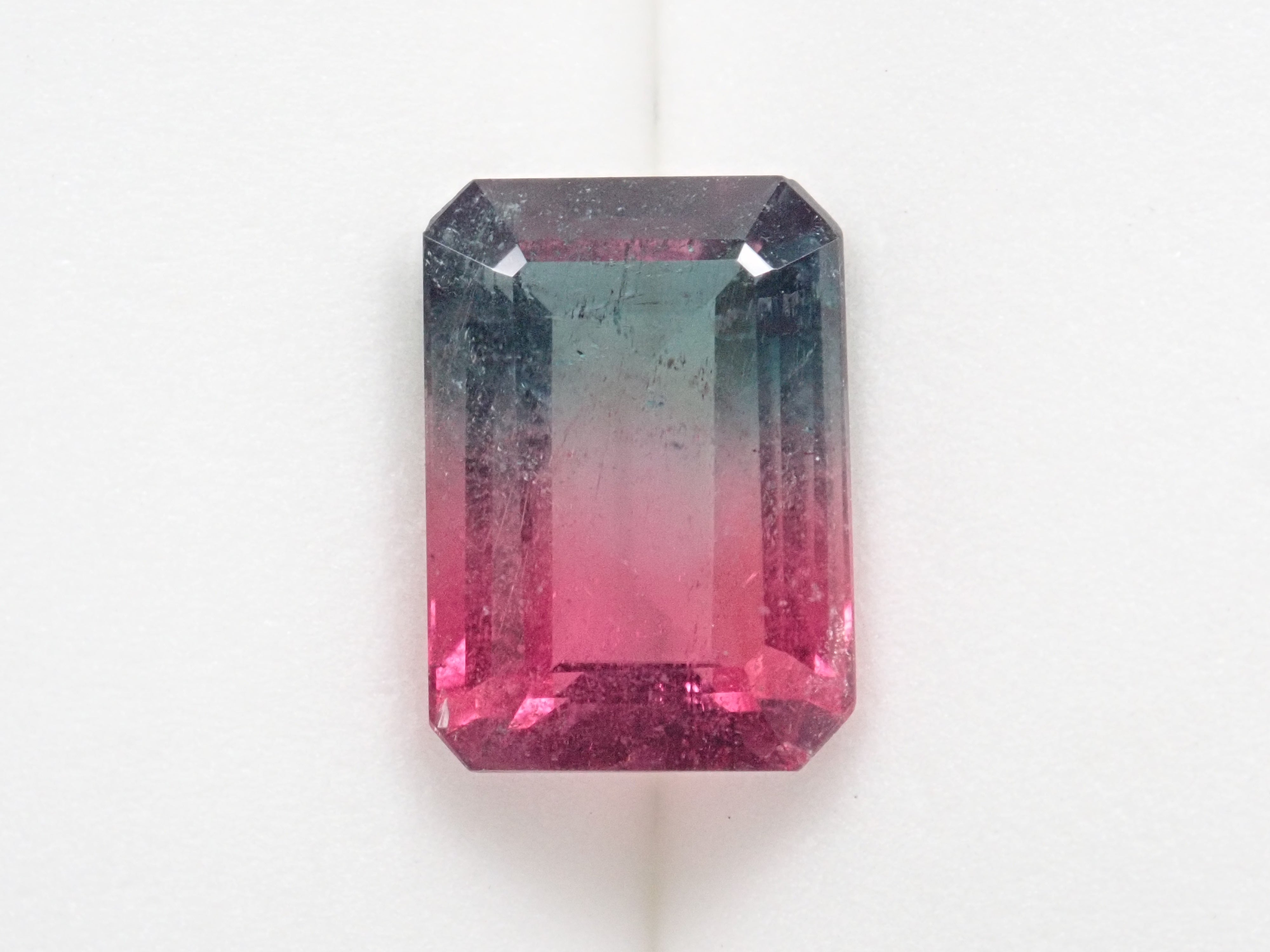 バイカラートルマリン 6.258ctルース(トリカラートルマリン)