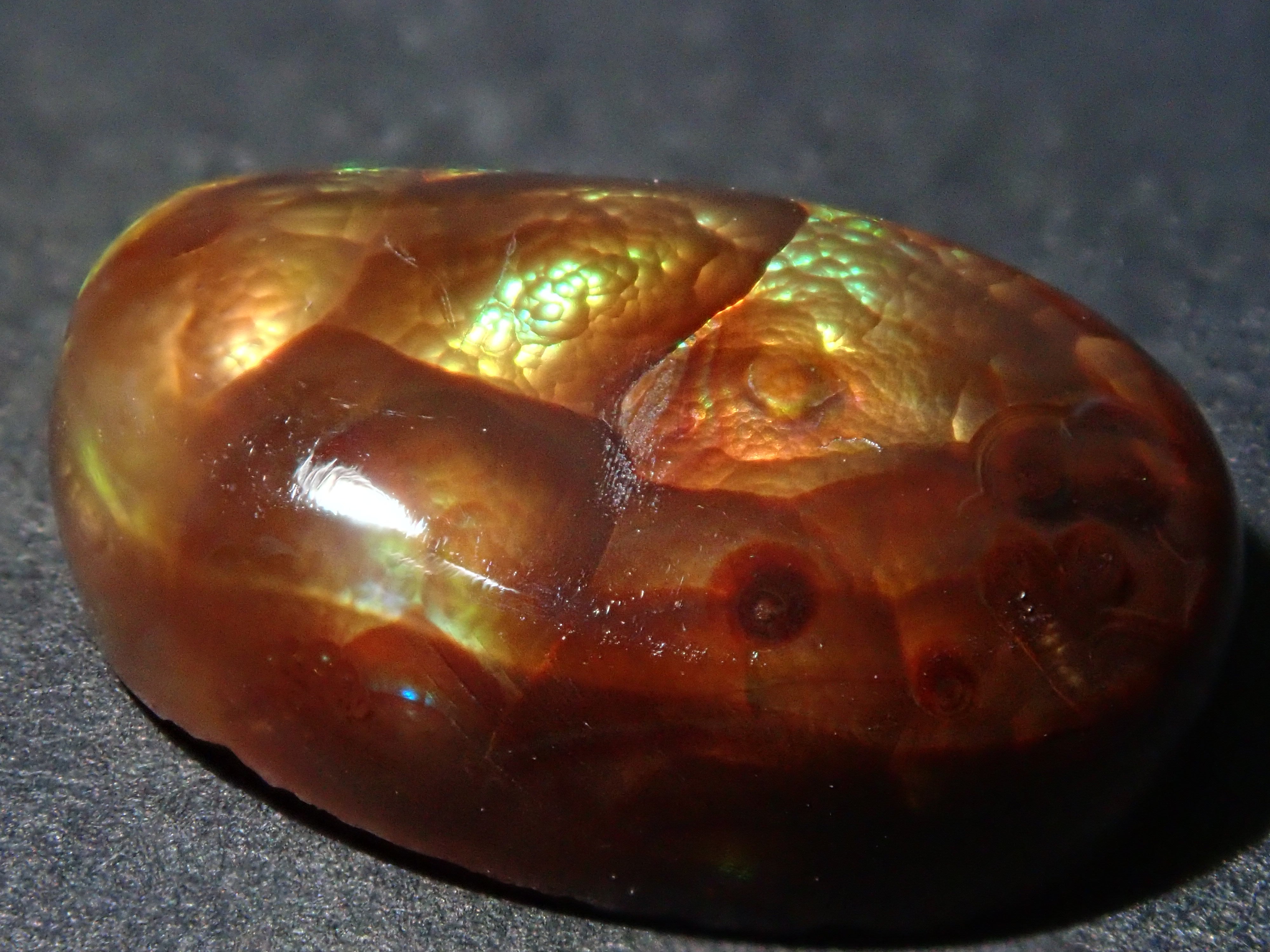 メキシコ産ファイアーアゲート 5.519ctルース