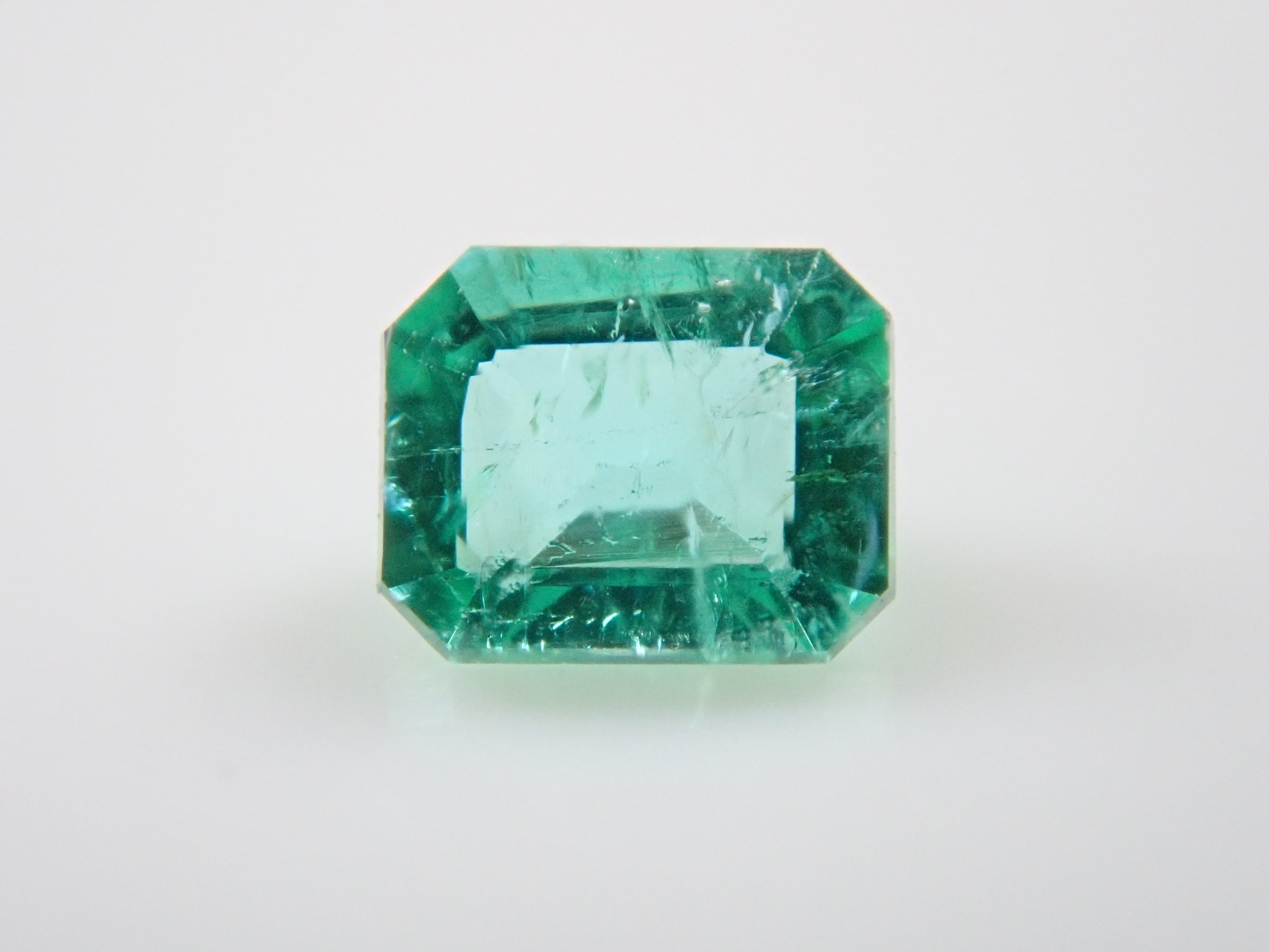 ブラジル産パライバトルマリン 0.065ctルース (CuO:2.0%、MnO:2.6%)