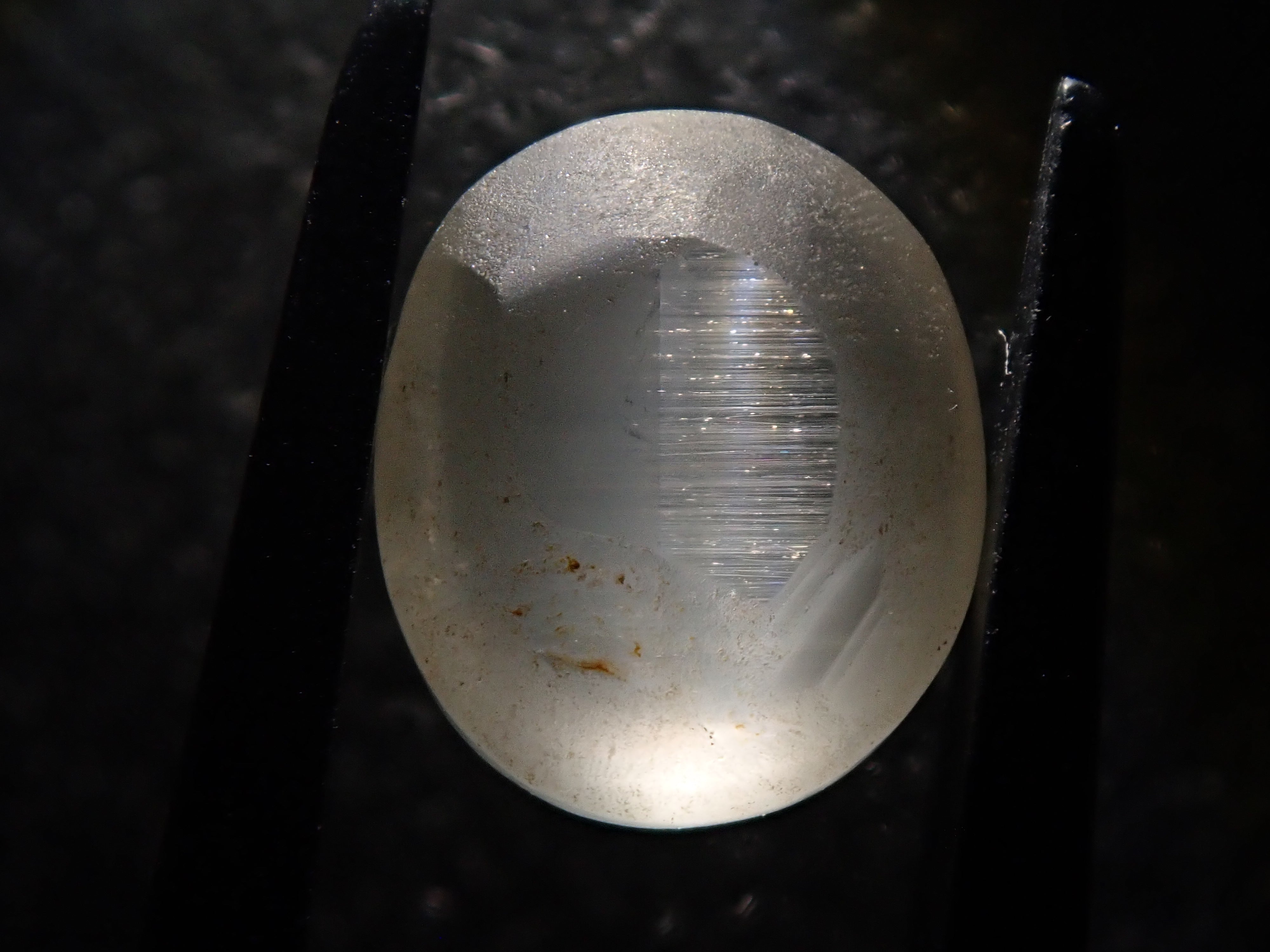 【12539379掲載】スリランカ産トパーズキャッツアイ 1.105ctルース