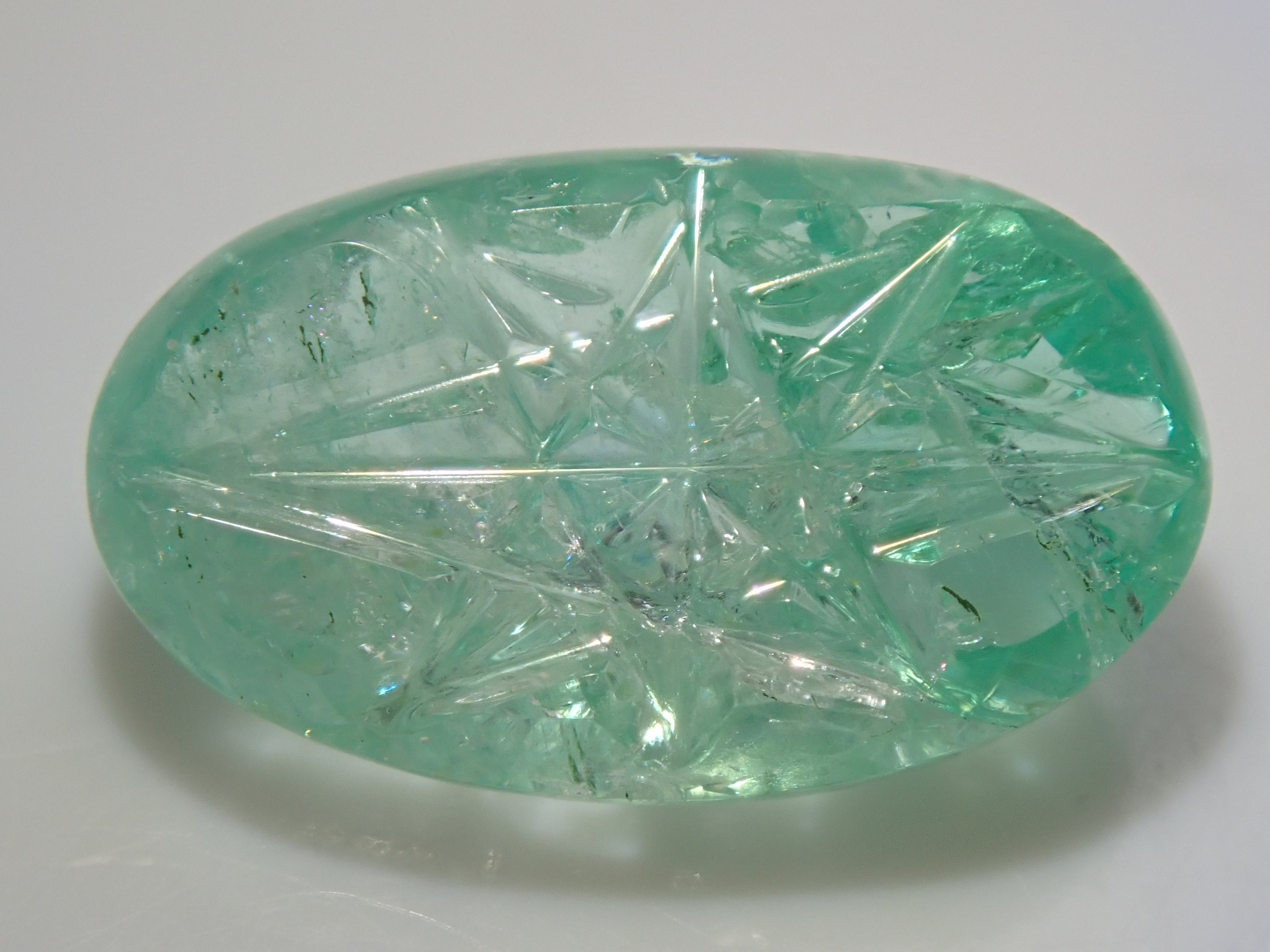 【甲州貴石切子】コロンビア産エメラルド 2.550ct《コラボ》ルース ワッペン付