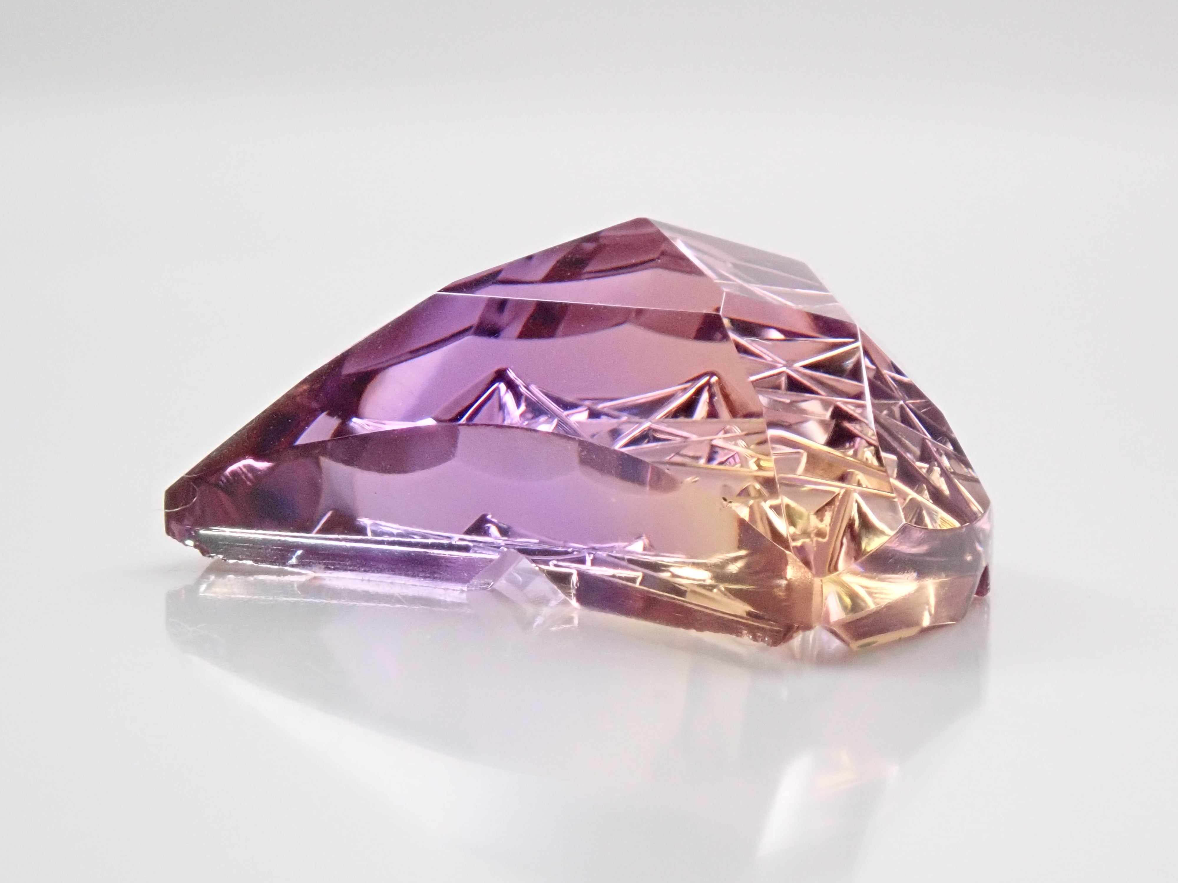 【甲州貴石切子】《月型切子》アメトリン 12.681ct《コラボ》ルース ワッペン付