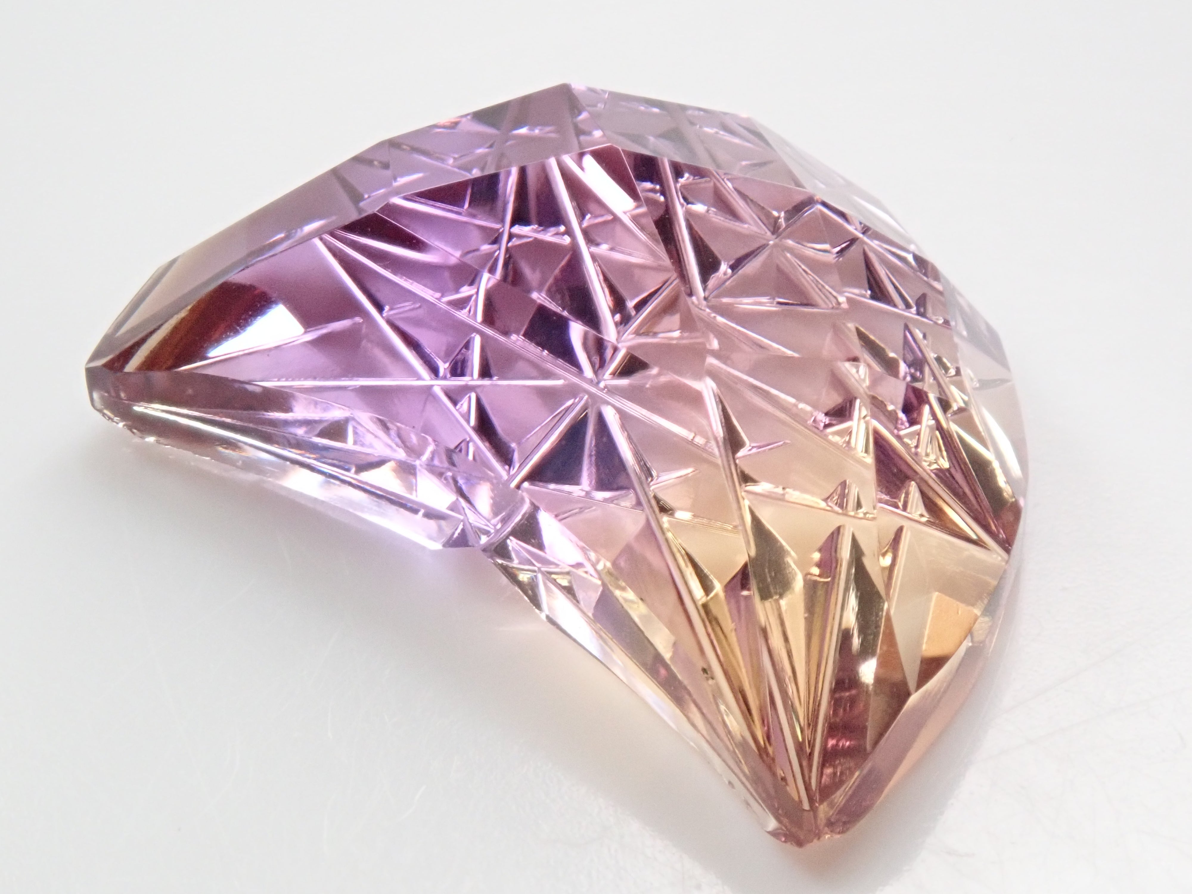 【甲州貴石切子】《月型切子》アメトリン 12.681ct《コラボ》ルース ワッペン付