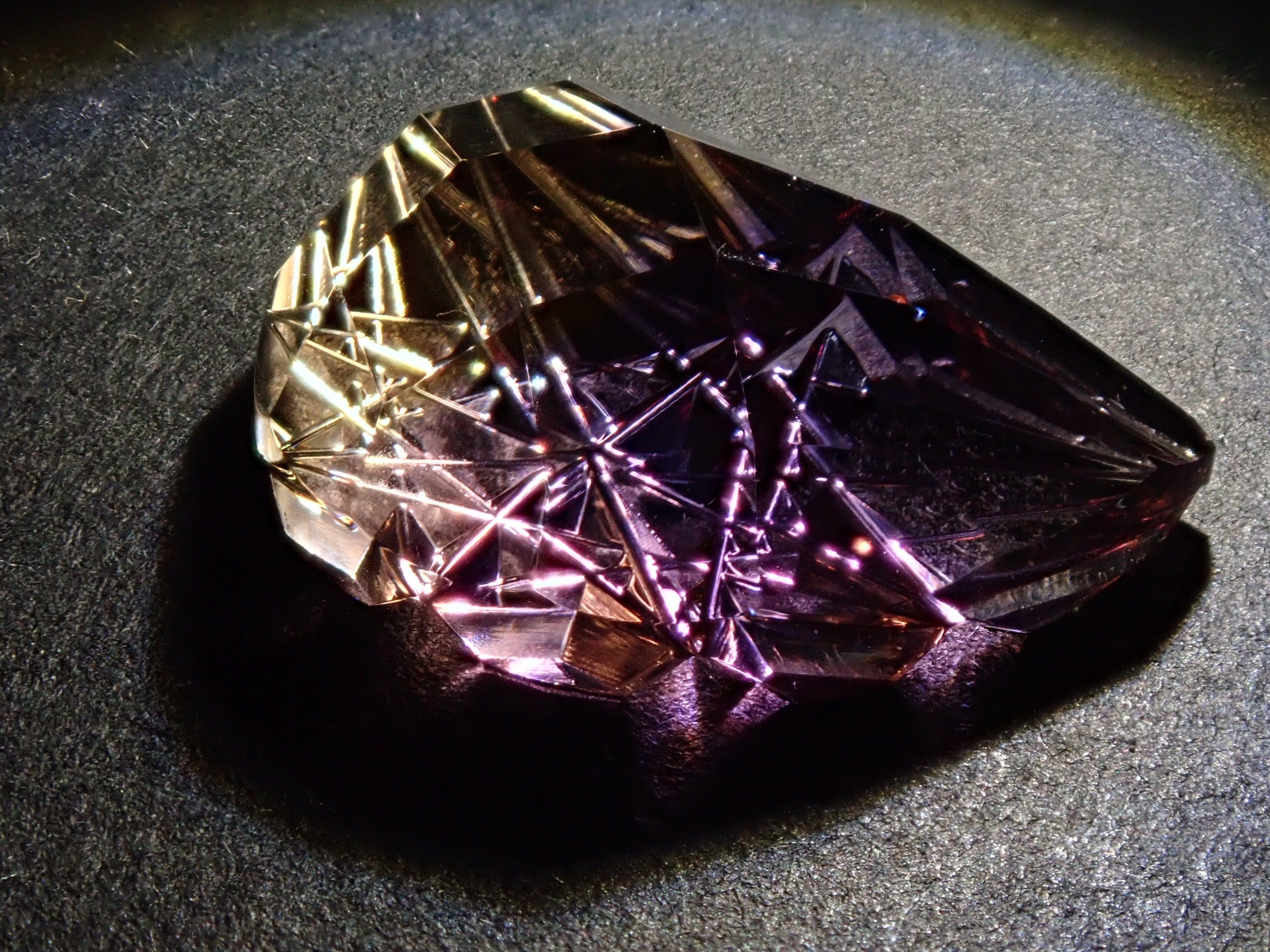 【甲州貴石切子】《月型切子》アメトリン 12.681ct《コラボ》ルース ワッペン付
