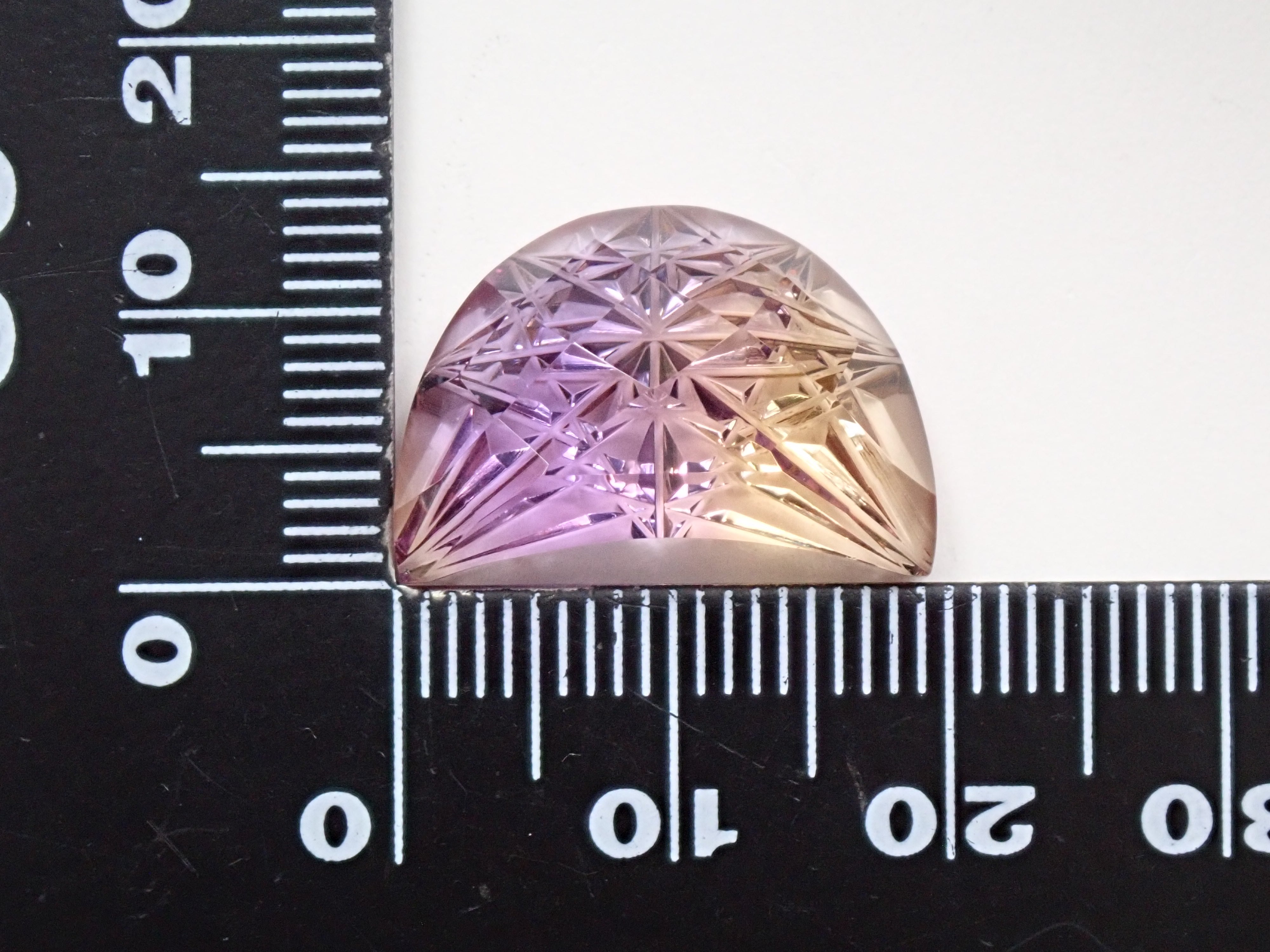 【甲州貴石切子】《月型切子》アメトリン 12.681ct《コラボ》ルース ワッペン付