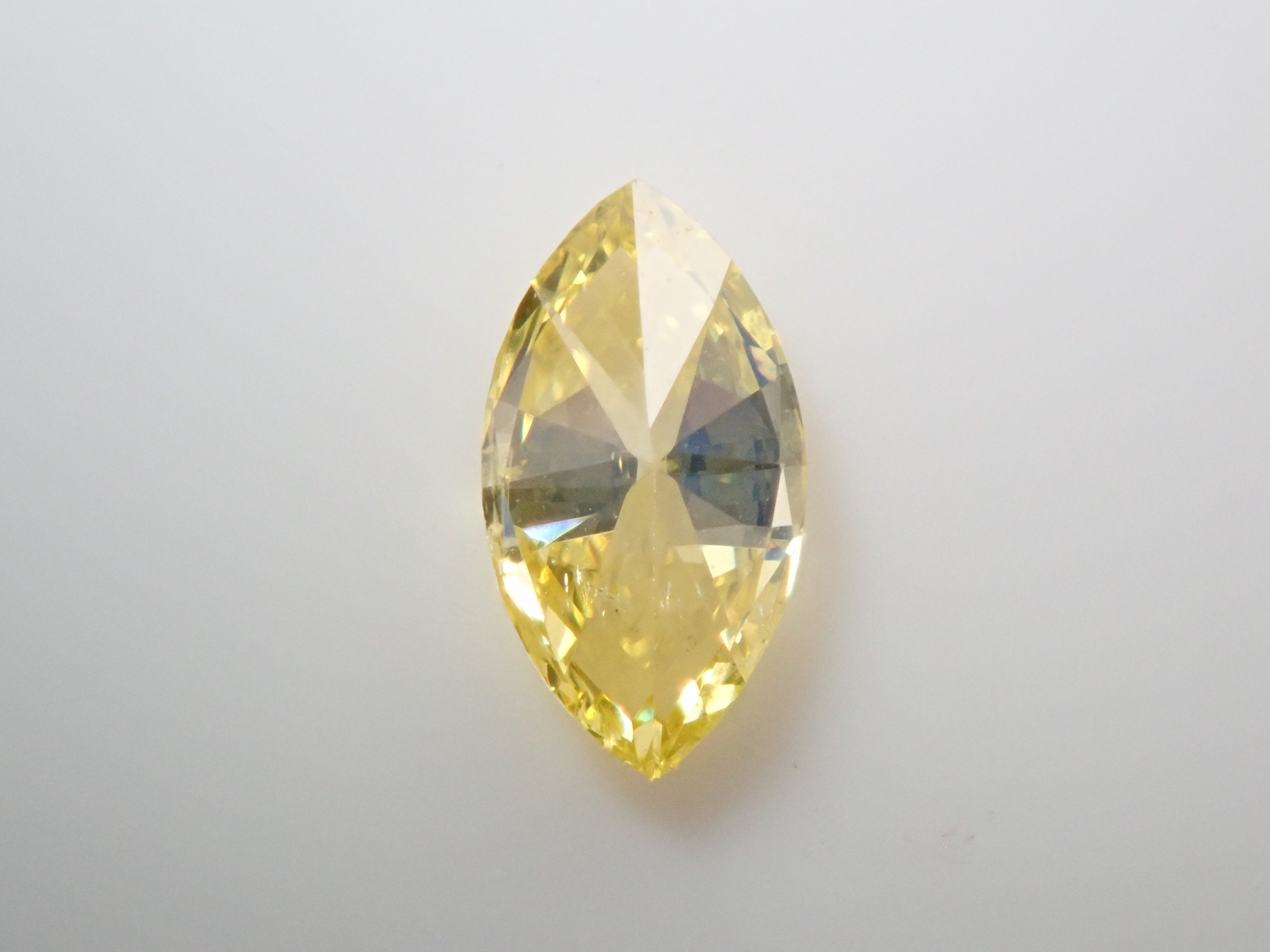イエローダイヤモンド(トリートメント) 0.190ctルース(FANCY INTENSE YELLOW*, SI-2)