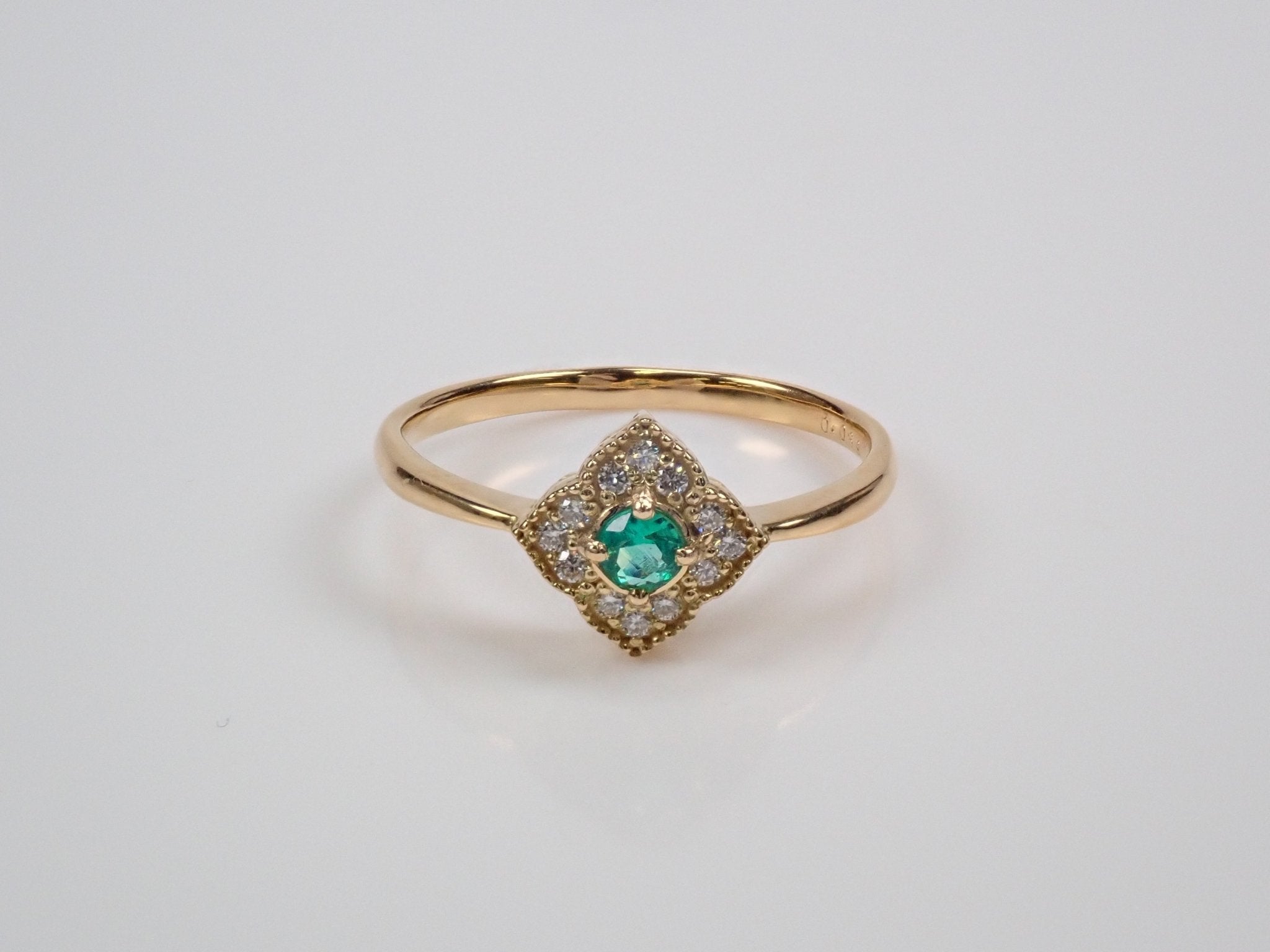 K18エメラルド0.089ct リング - KARATZ STORE|カラッツSTORE