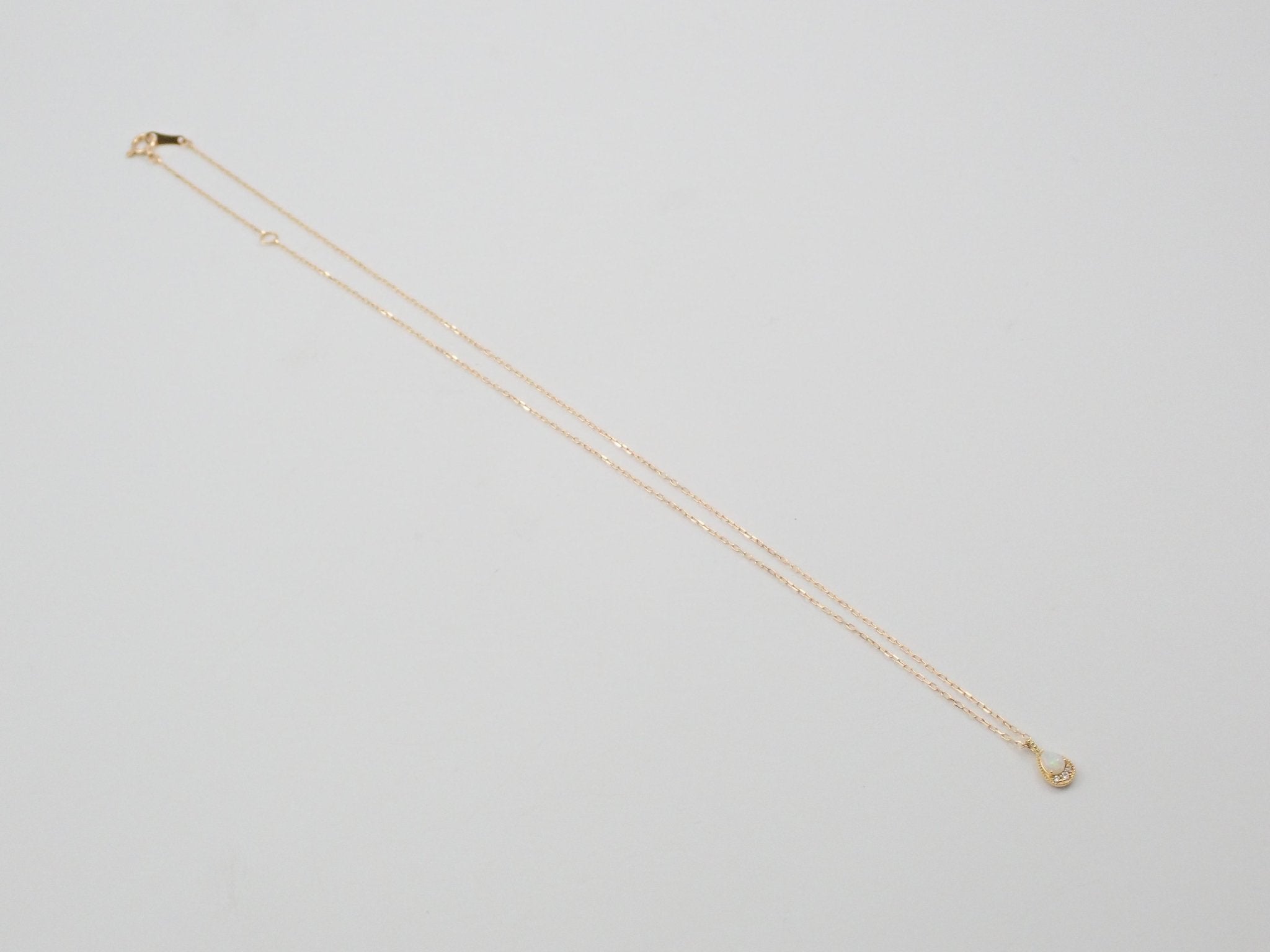K18ホワイトオパール0.10 ct ペンダント(ネックレス) - KARATZ STORE|カラッツSTORE