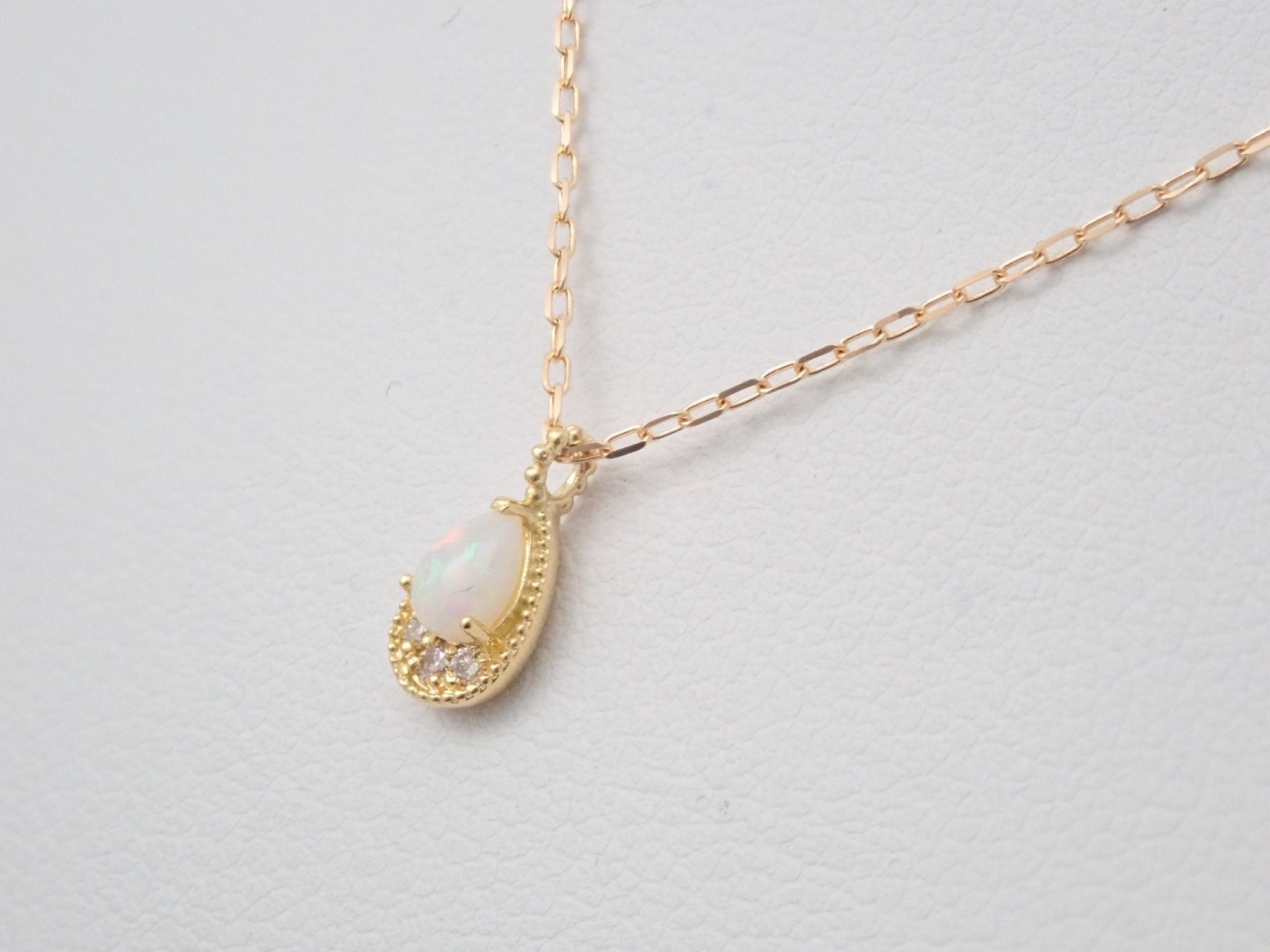 K18ホワイトオパール0.10 ct ペンダント(ネックレス) - KARATZ STORE|カラッツSTORE
