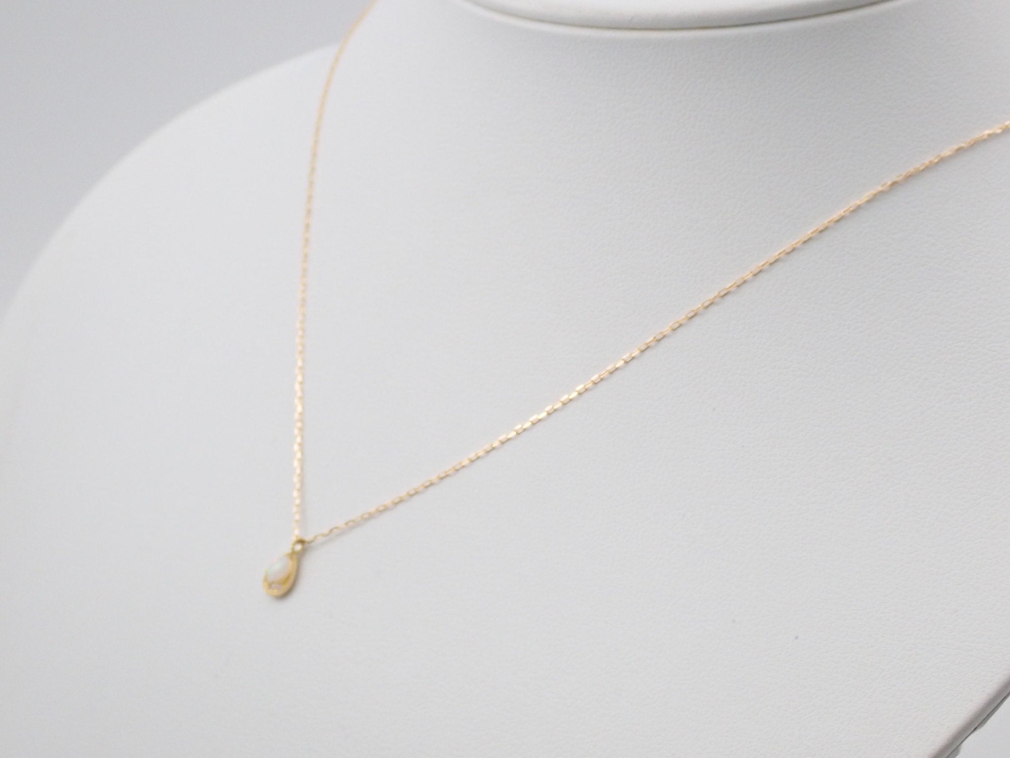 K18ホワイトオパール0.10 ct ペンダント(ネックレス) - KARATZ STORE|カラッツSTORE